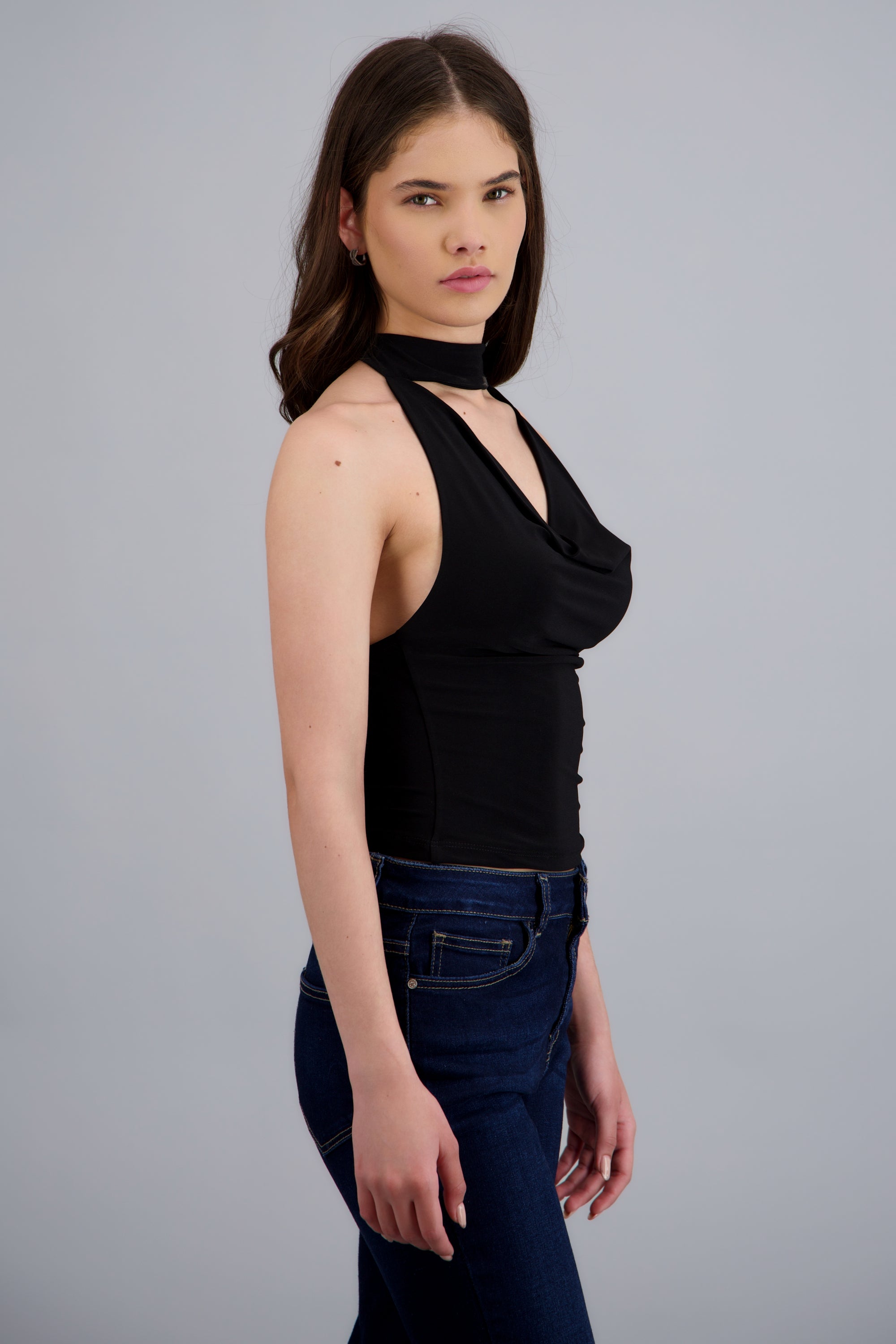 Top escote cascada detalle cuello NEGRO