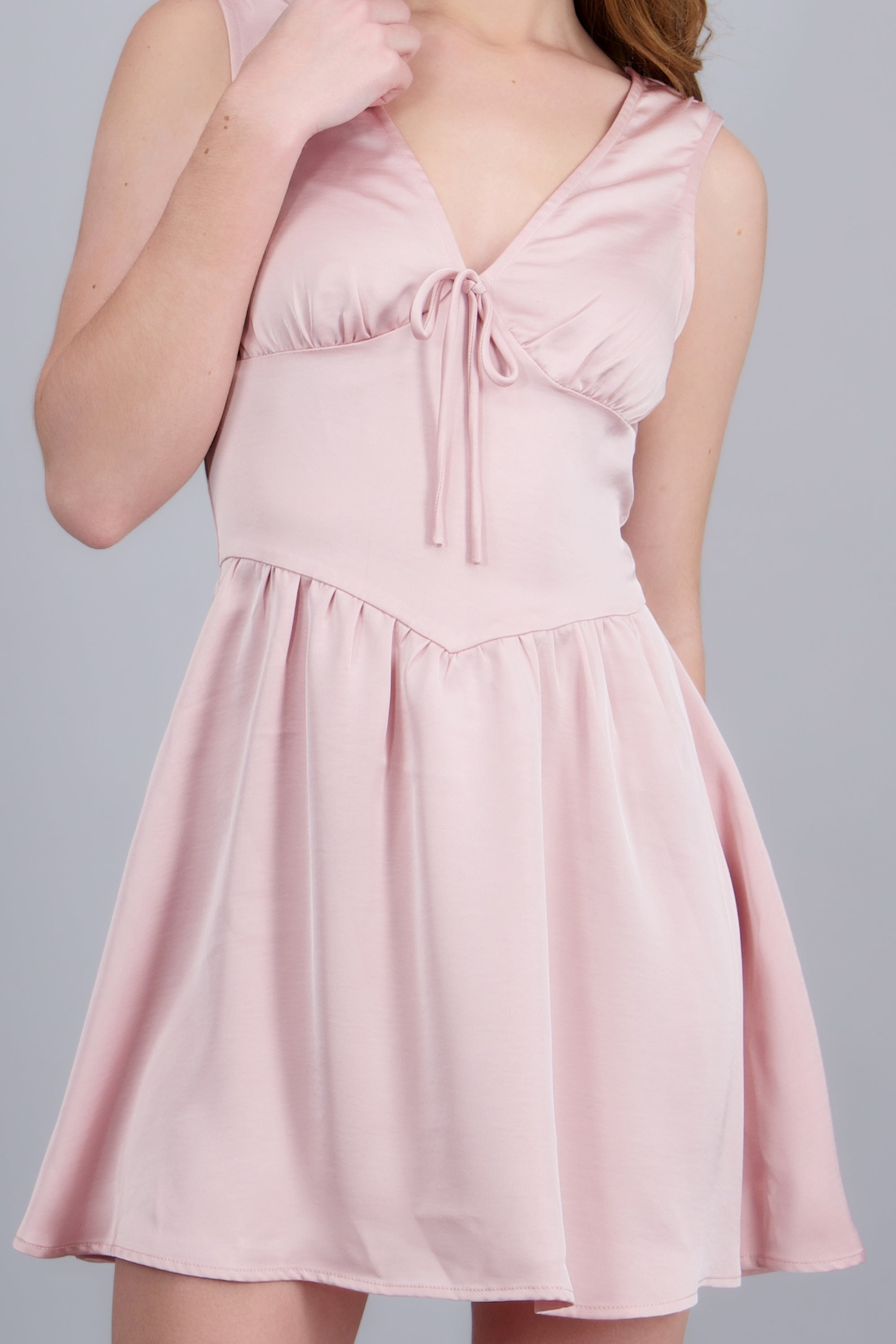 Vestido mini satin acinturado ROSA PASTEL