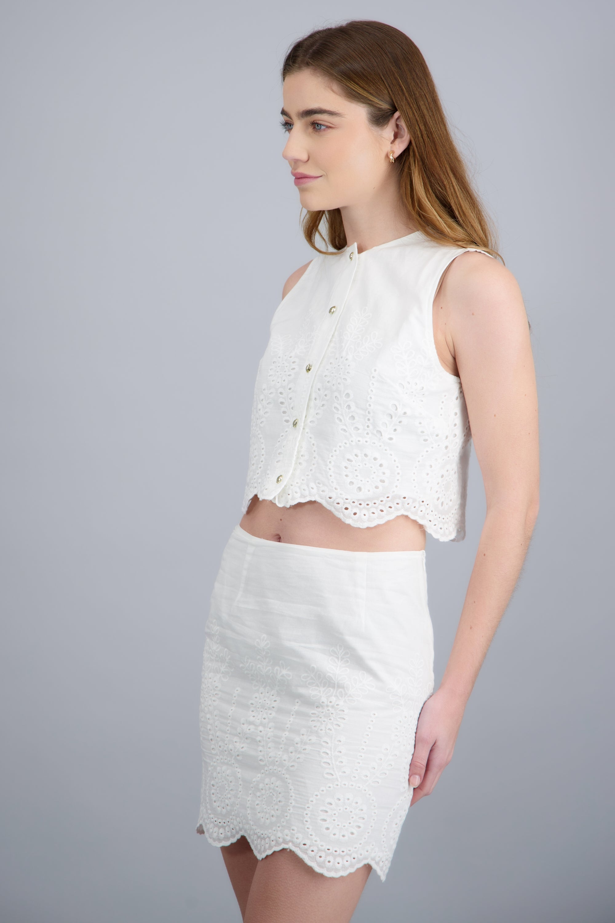 Top detalle eyelet BLANCO