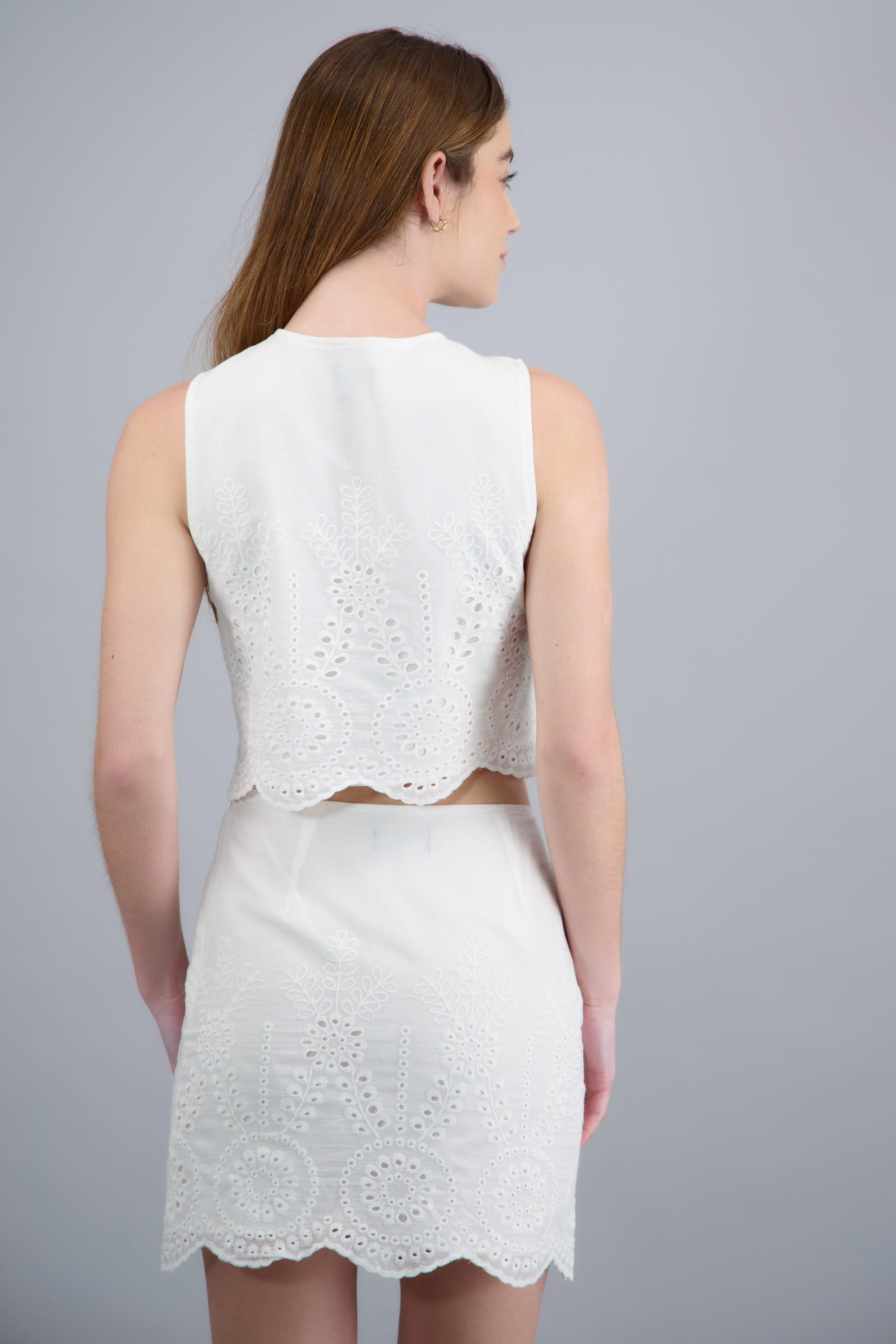 Top detalle eyelet BLANCO