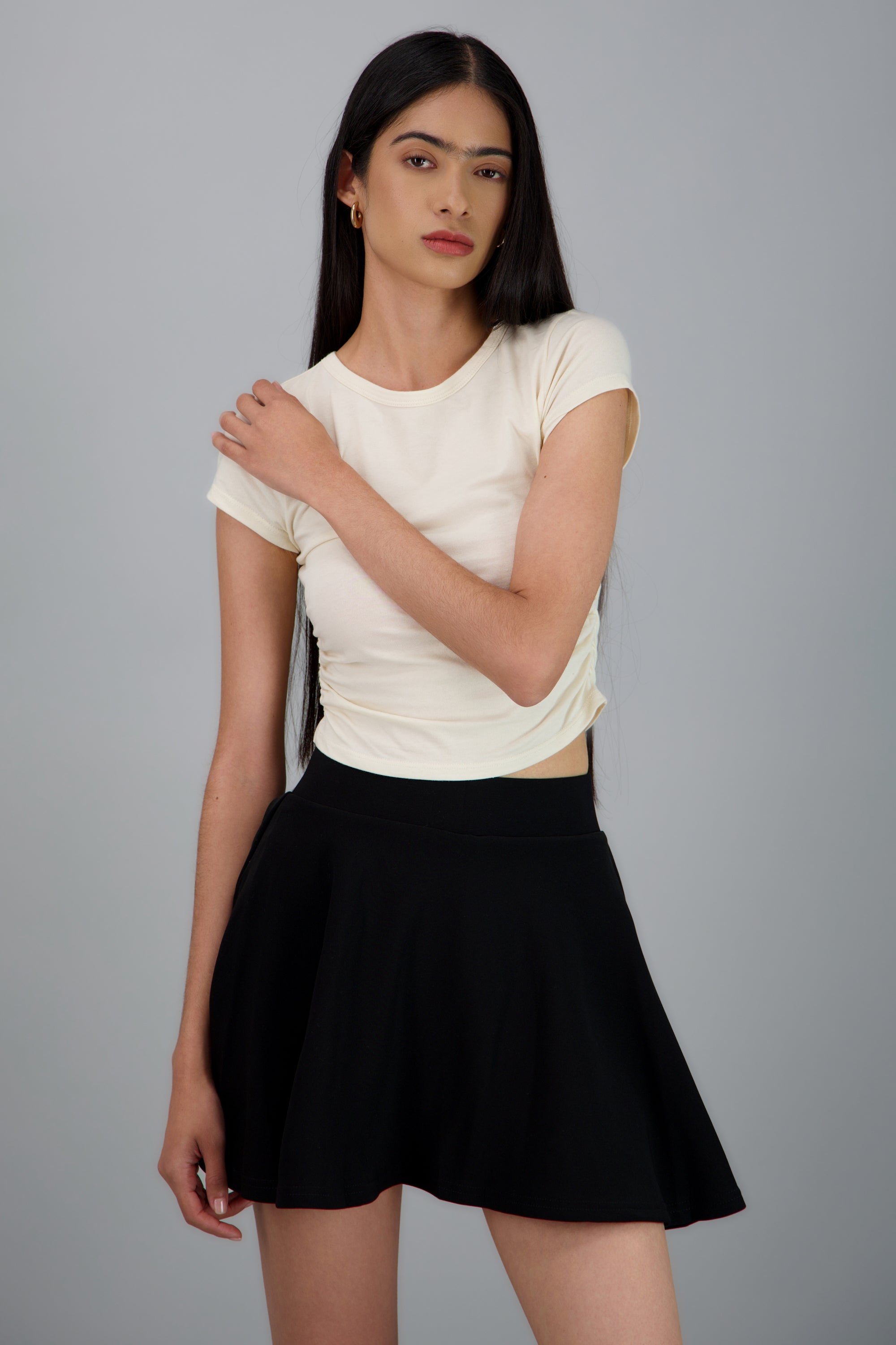 Top detalle drapeado lateral CREMA