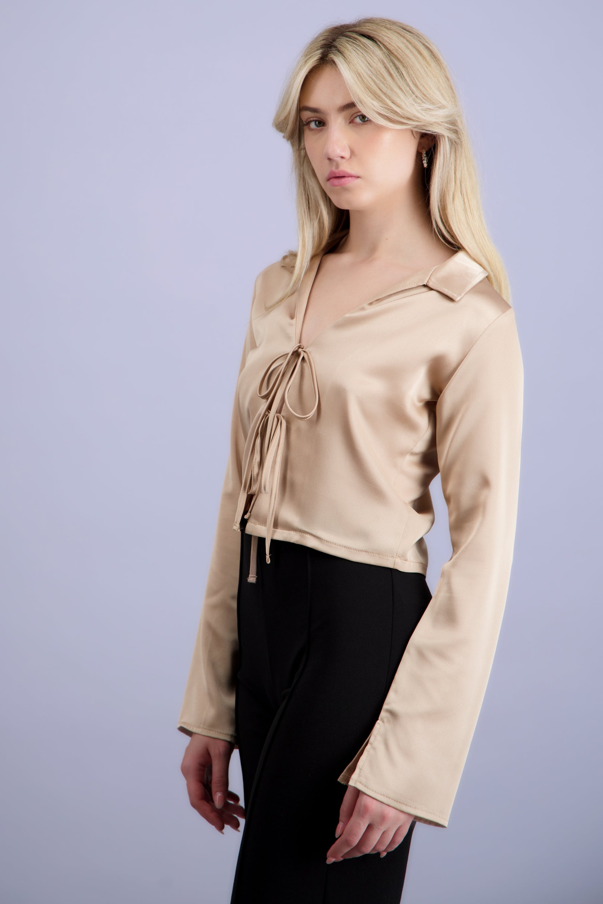 Camisa de satin detalle amarre BEIGE