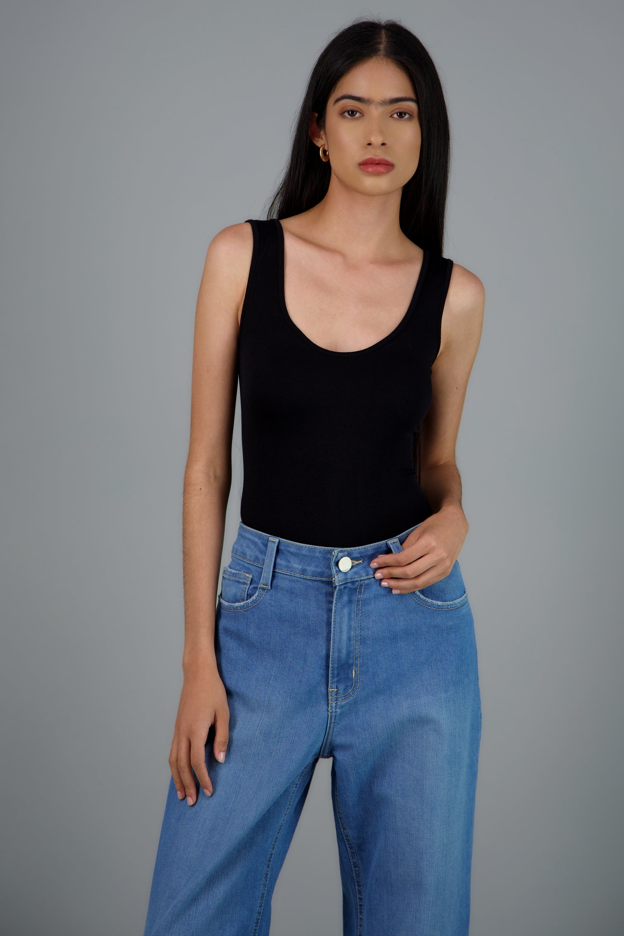 Bodysuit con compresion de abdomen NEGRO