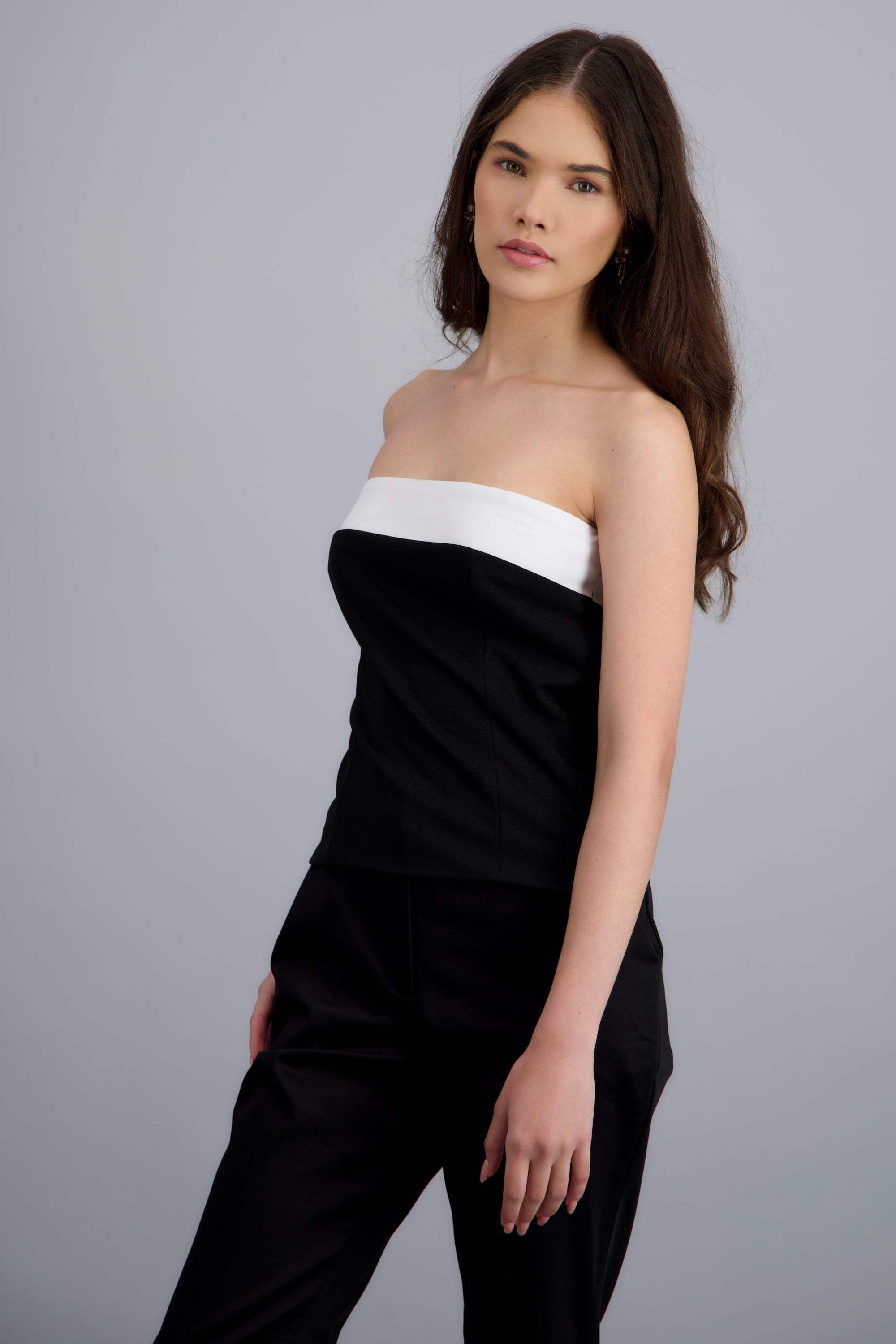 Top strapless contraste NEGRO COMBO
