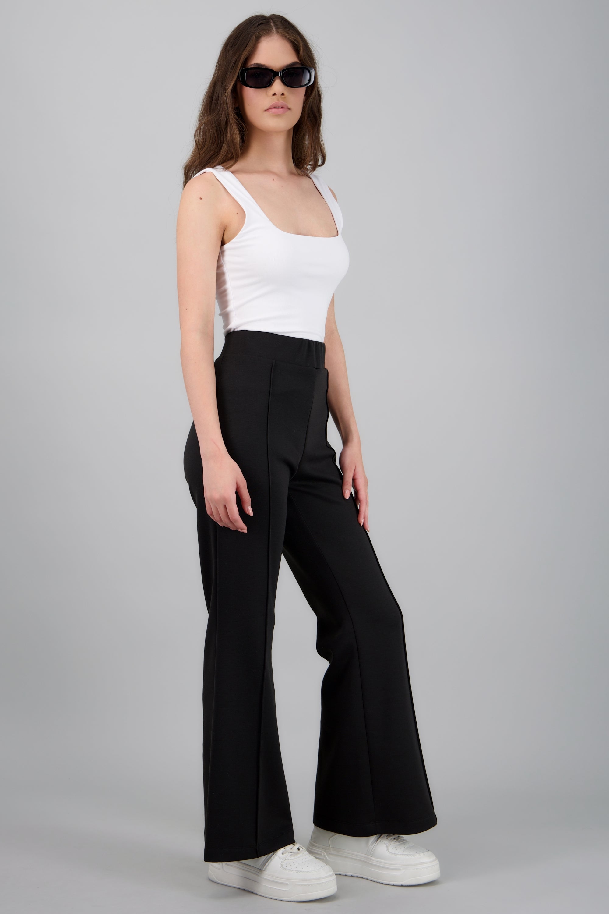 Pantalon wide leg detalle costura fluido NEGRO