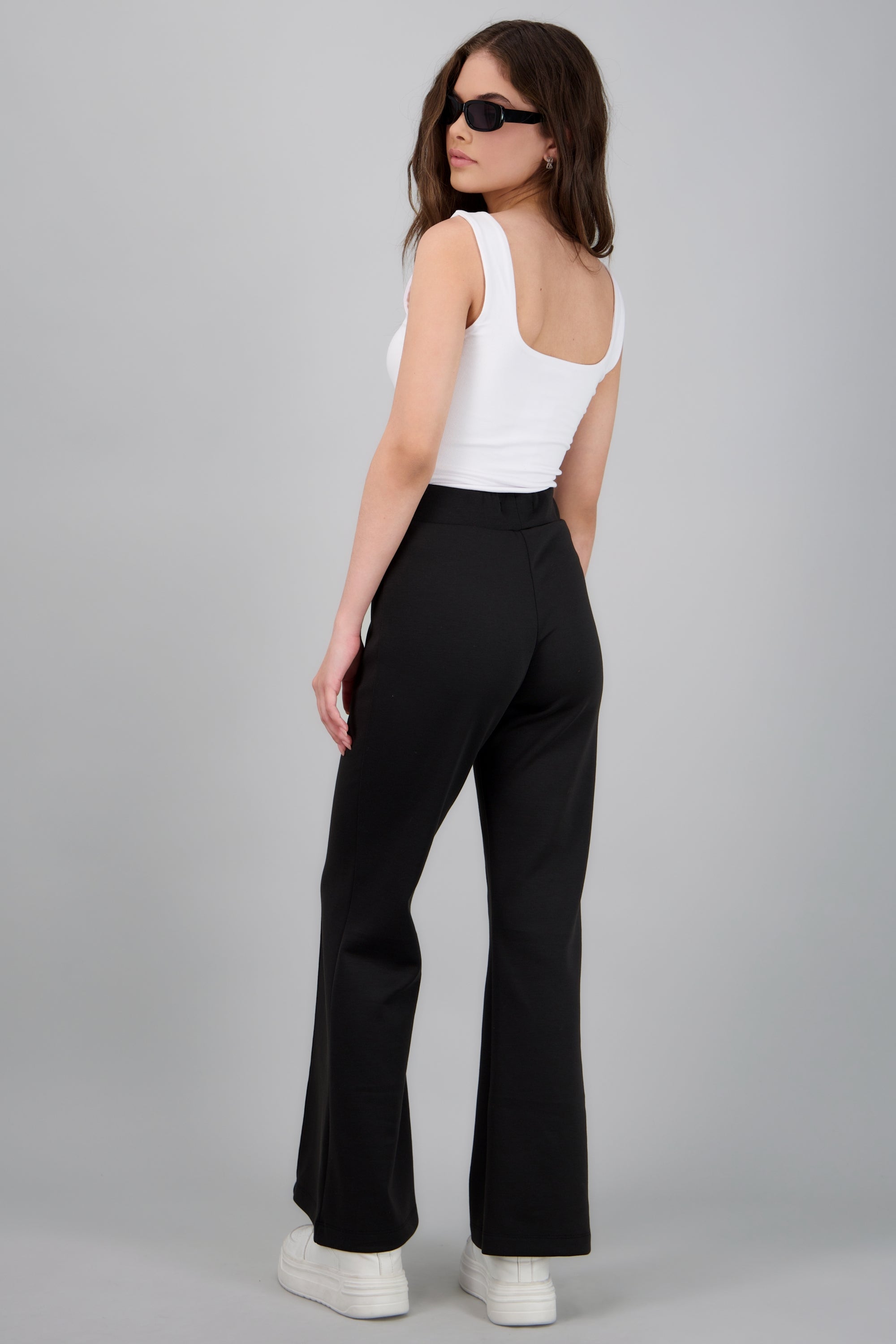 Pantalon wide leg detalle costura fluido NEGRO