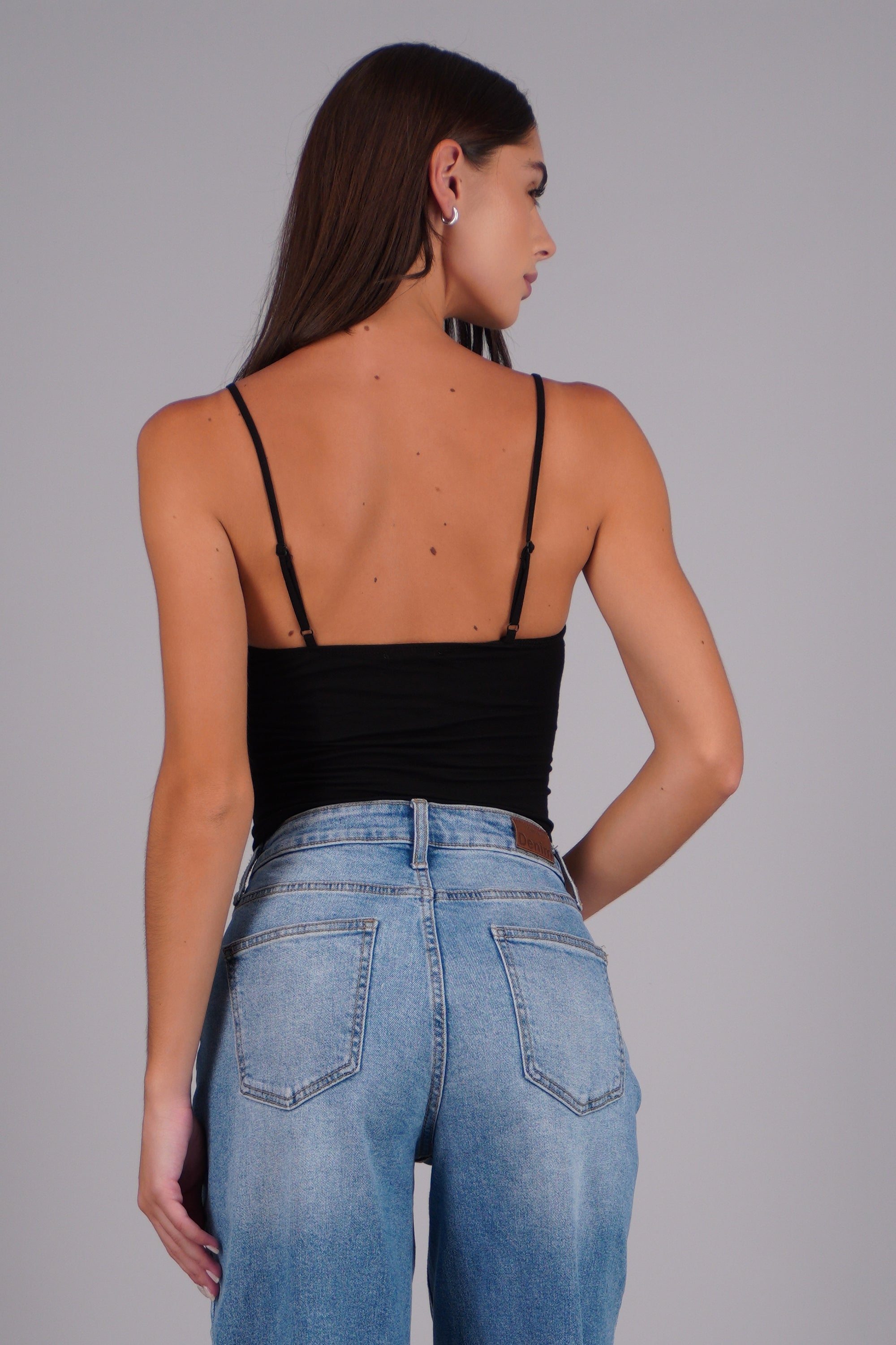 Top basico tirants con copas NEGRO