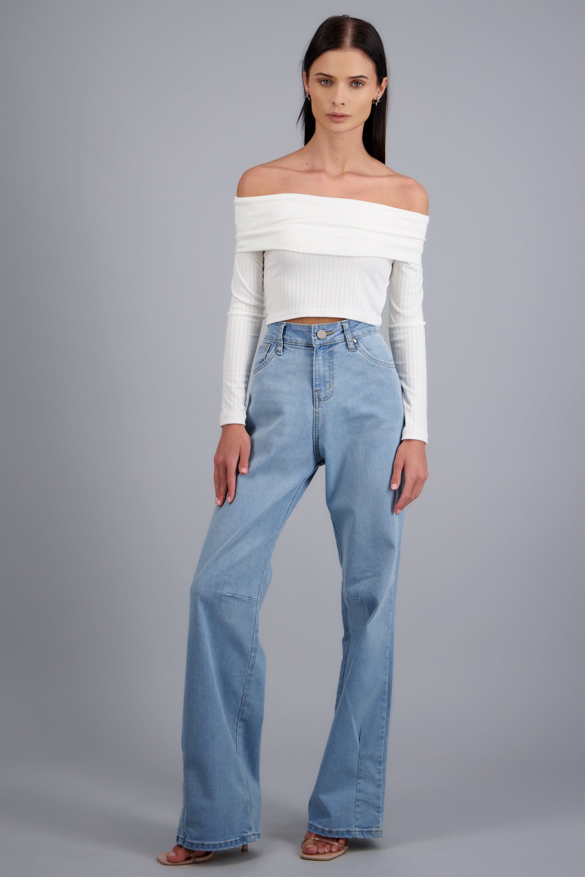 Jeans straight con pinzas LIGHT WASH