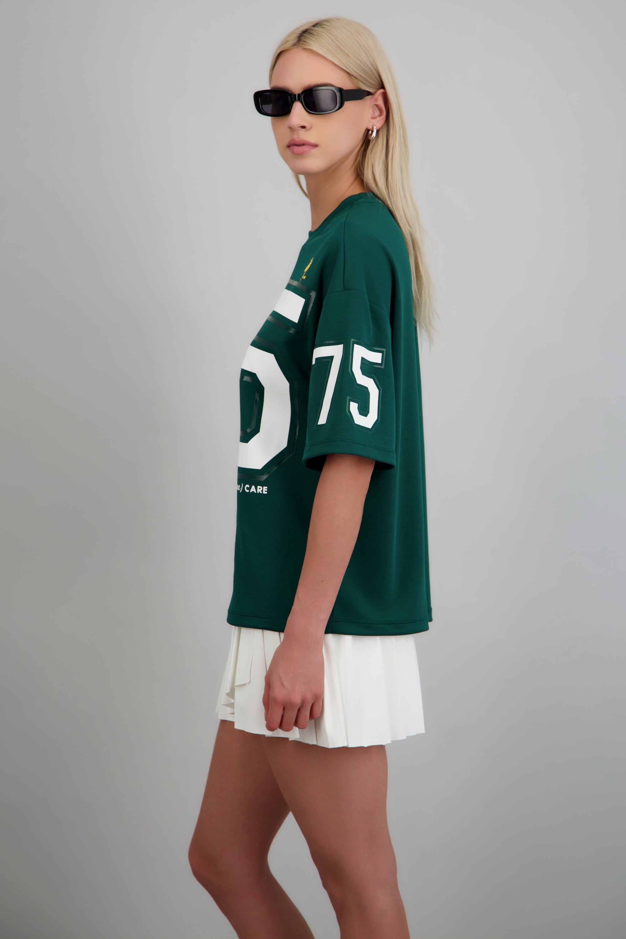 FOREST GREEN