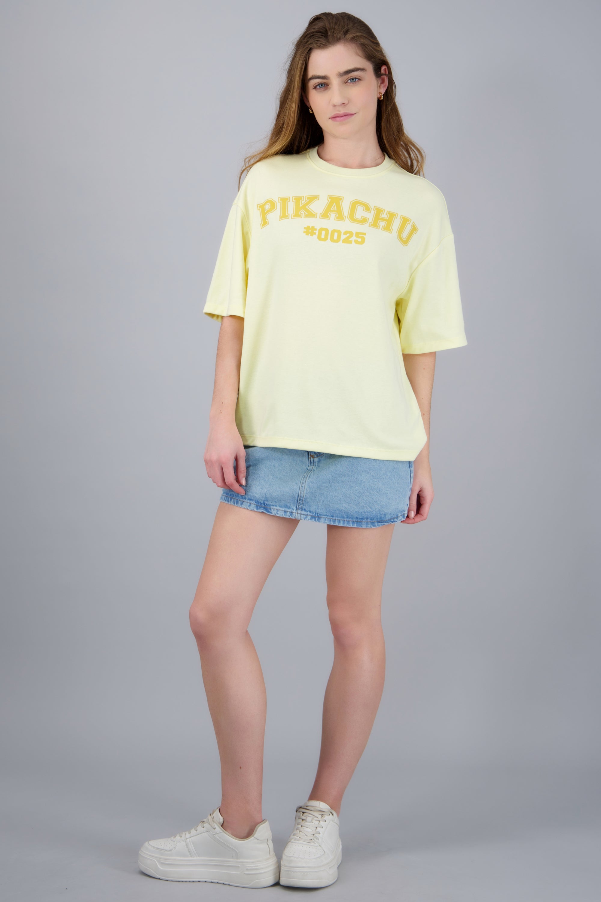 PLAYERA OVER PIKACHU AMARILLO PASTEL
