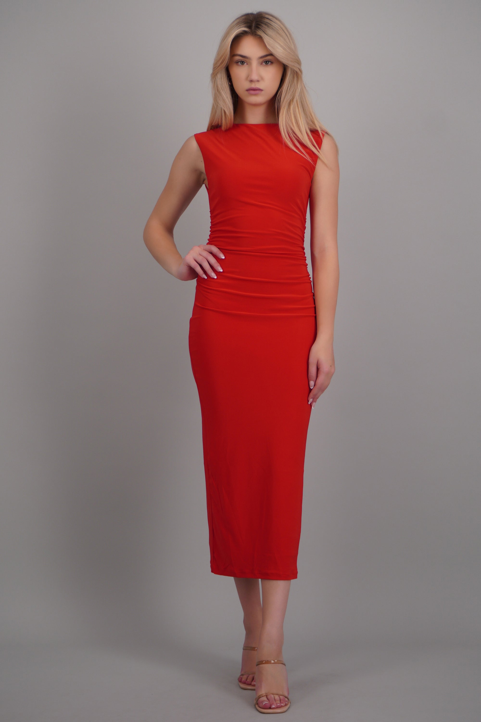 Vestido maxi detalle drapeado liso ROJO