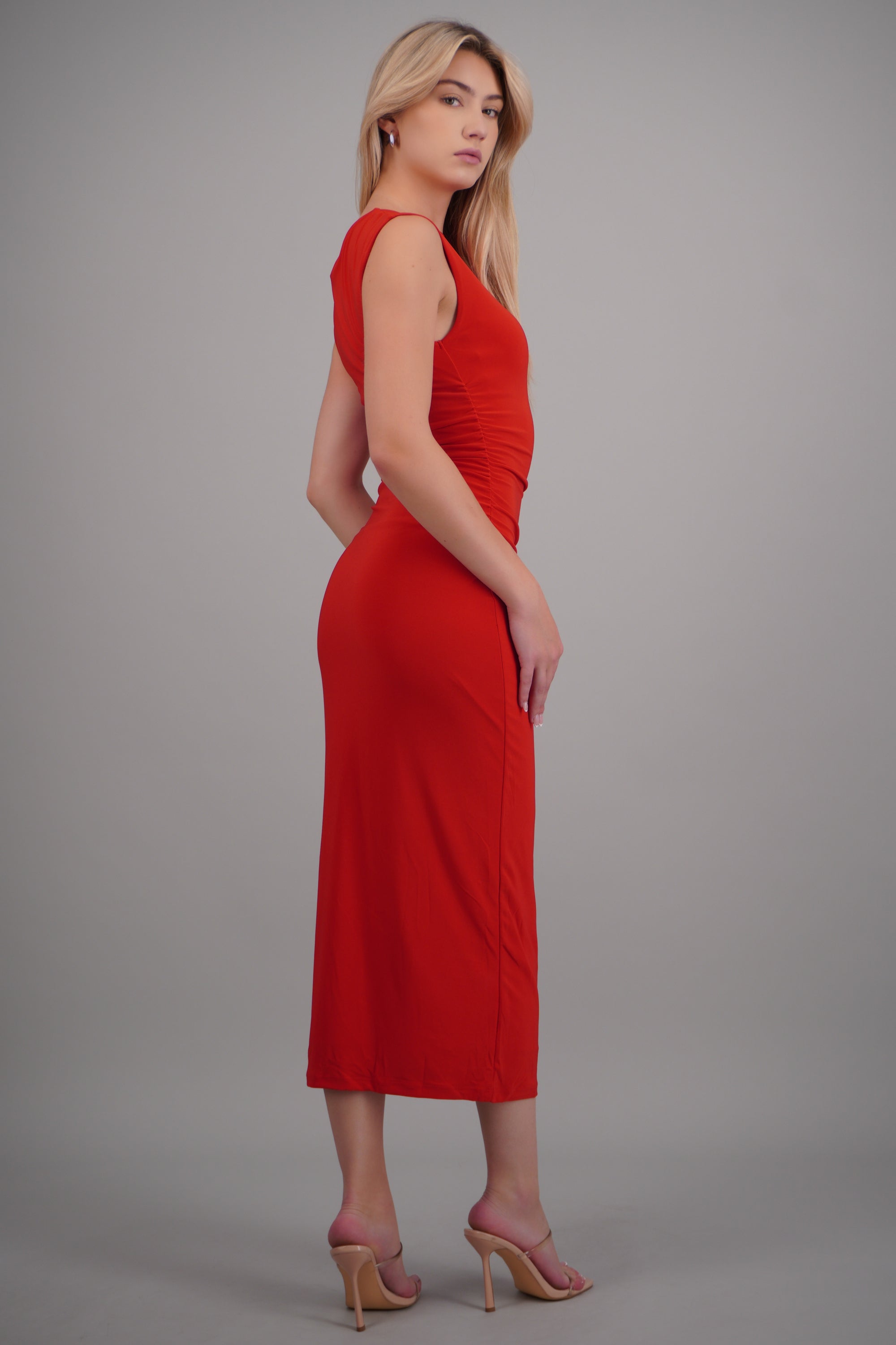 Vestido maxi detalle drapeado liso ROJO