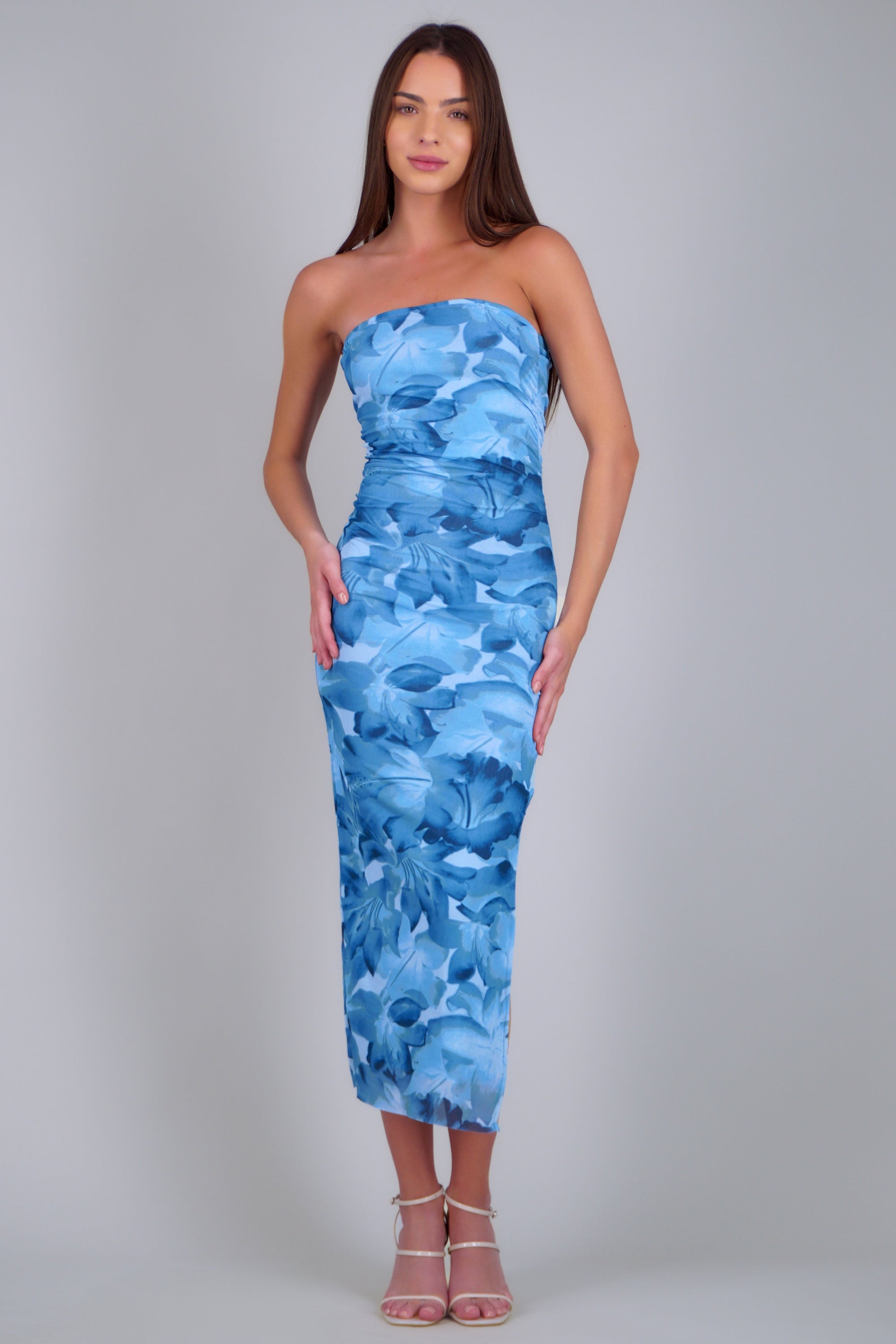 Vestido strapless estampado flores AZUL COMBO