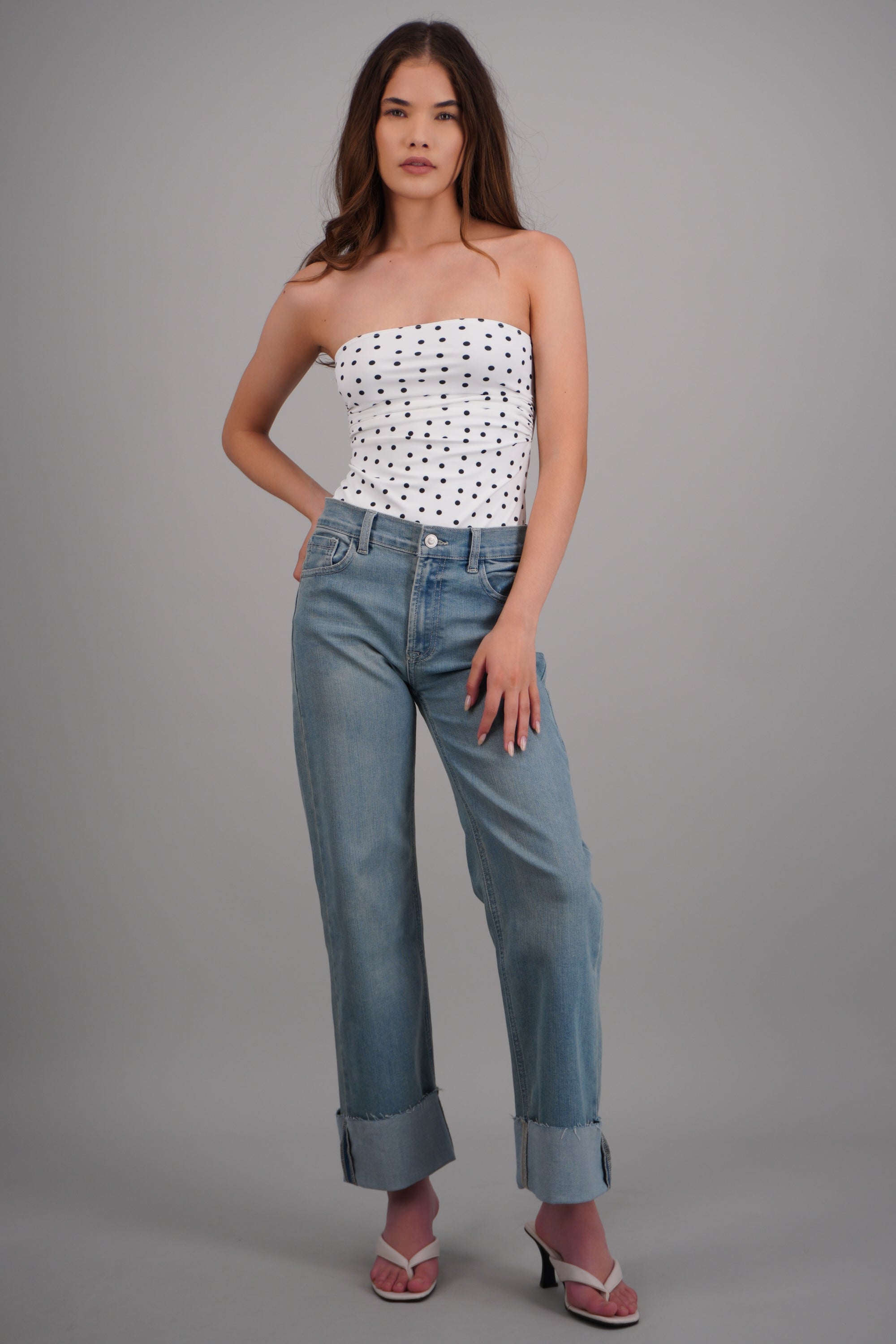 Jeans wide leg dobladillo LIGHT WASH