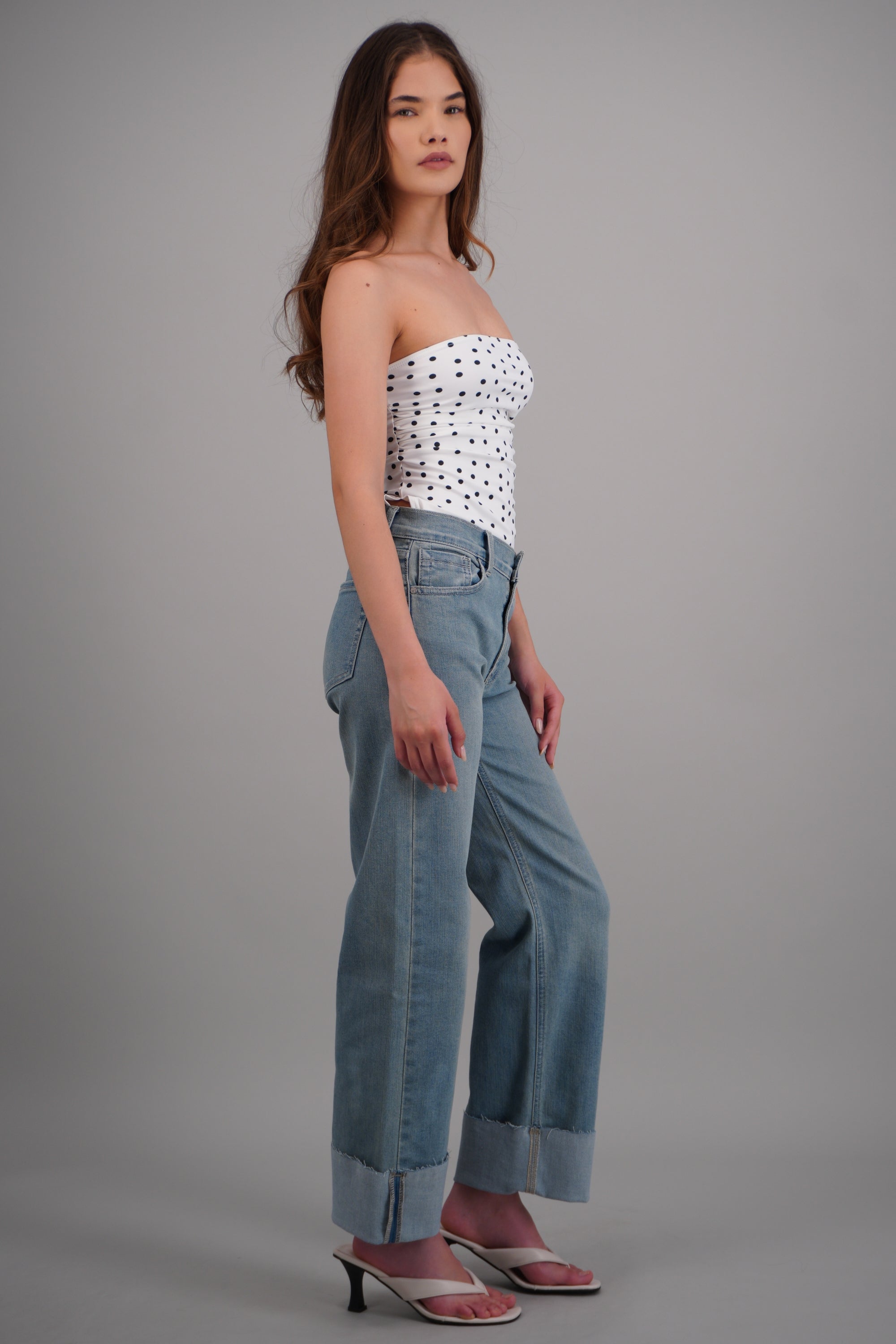 Jeans wide leg dobladillo LIGHT WASH