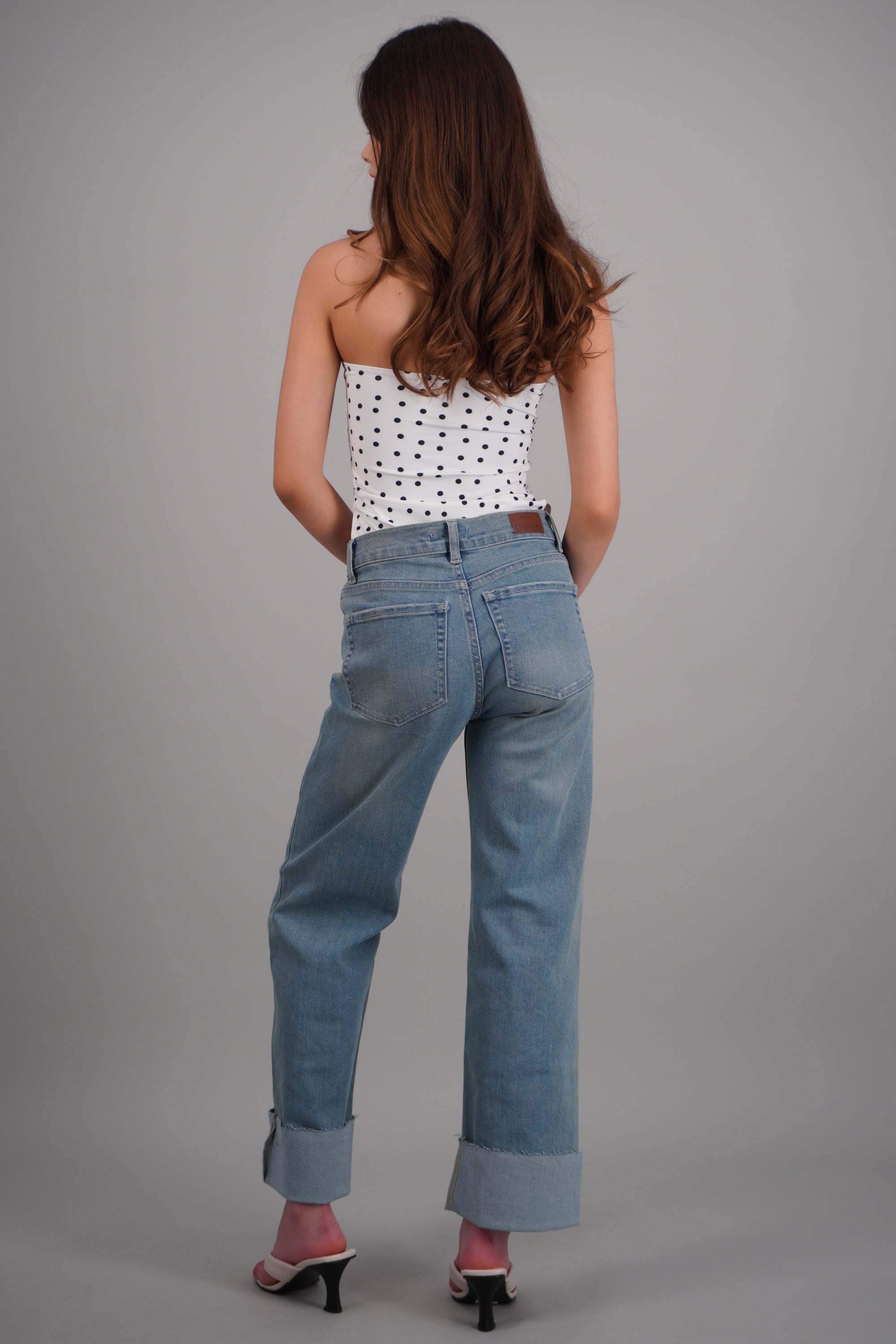 Jeans wide leg dobladillo LIGHT WASH