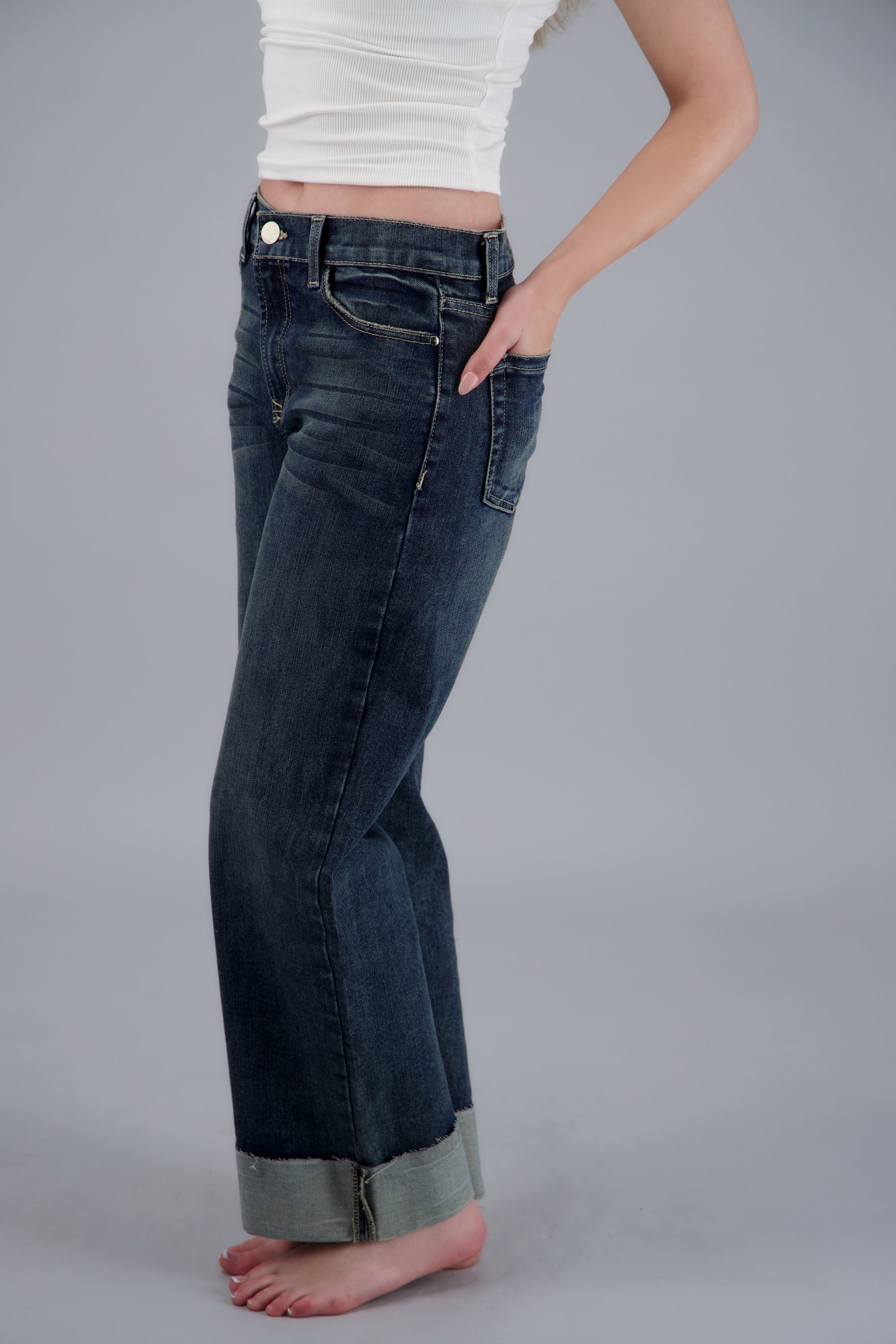 Jeans wide leg dobladillo DARK WASH