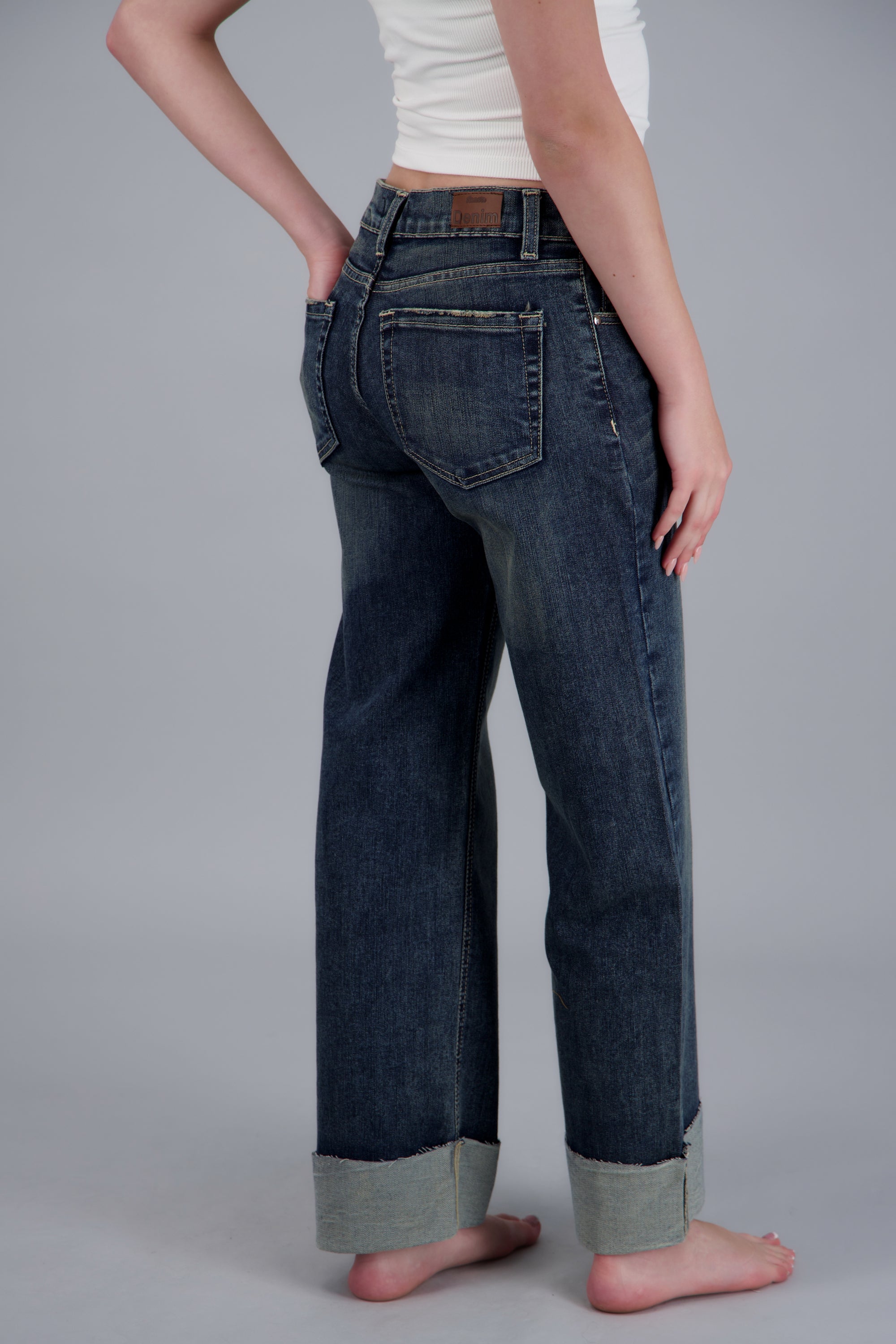 Jeans wide leg dobladillo DARK WASH