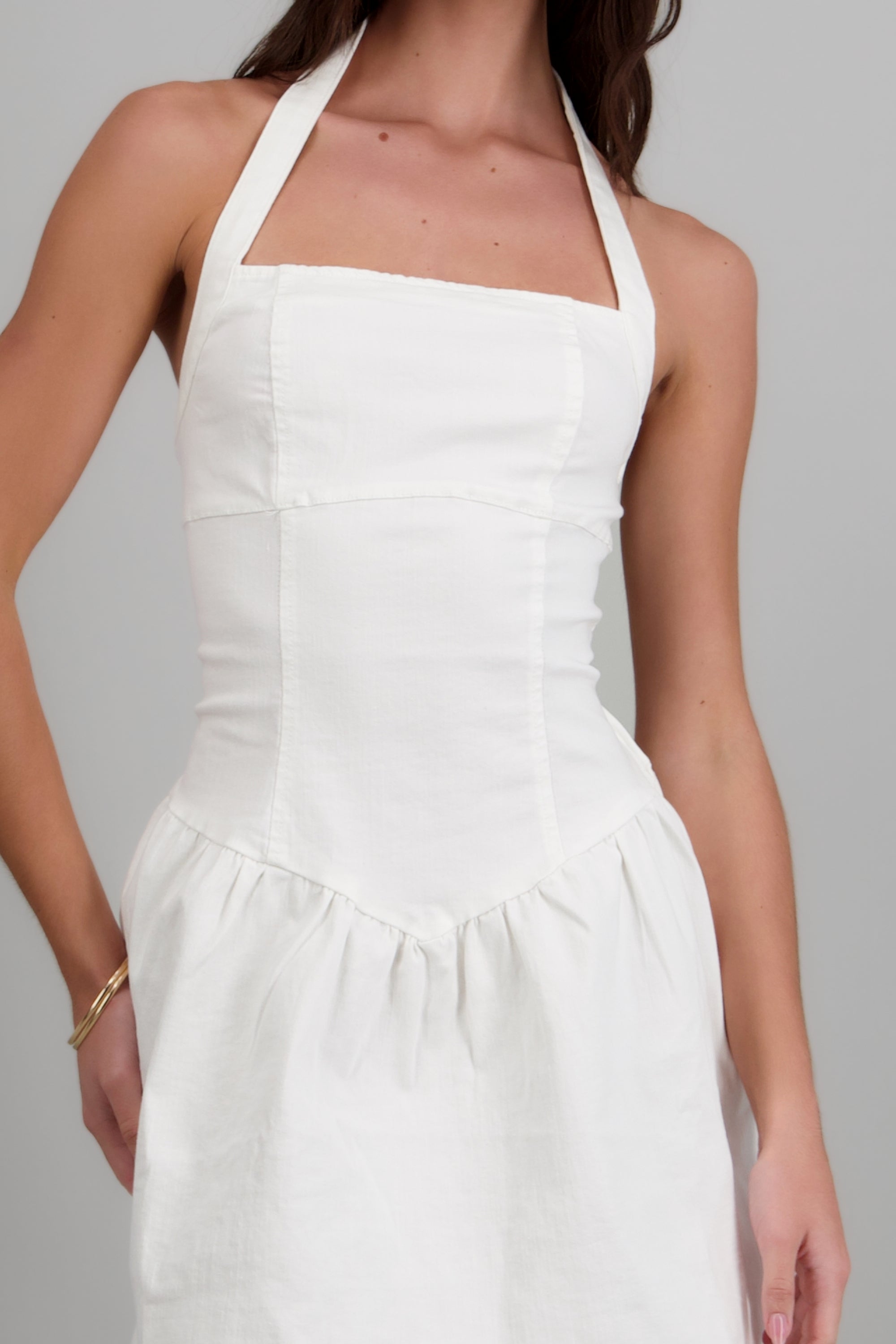Vestido halter detalle smock en espalda BLANCO