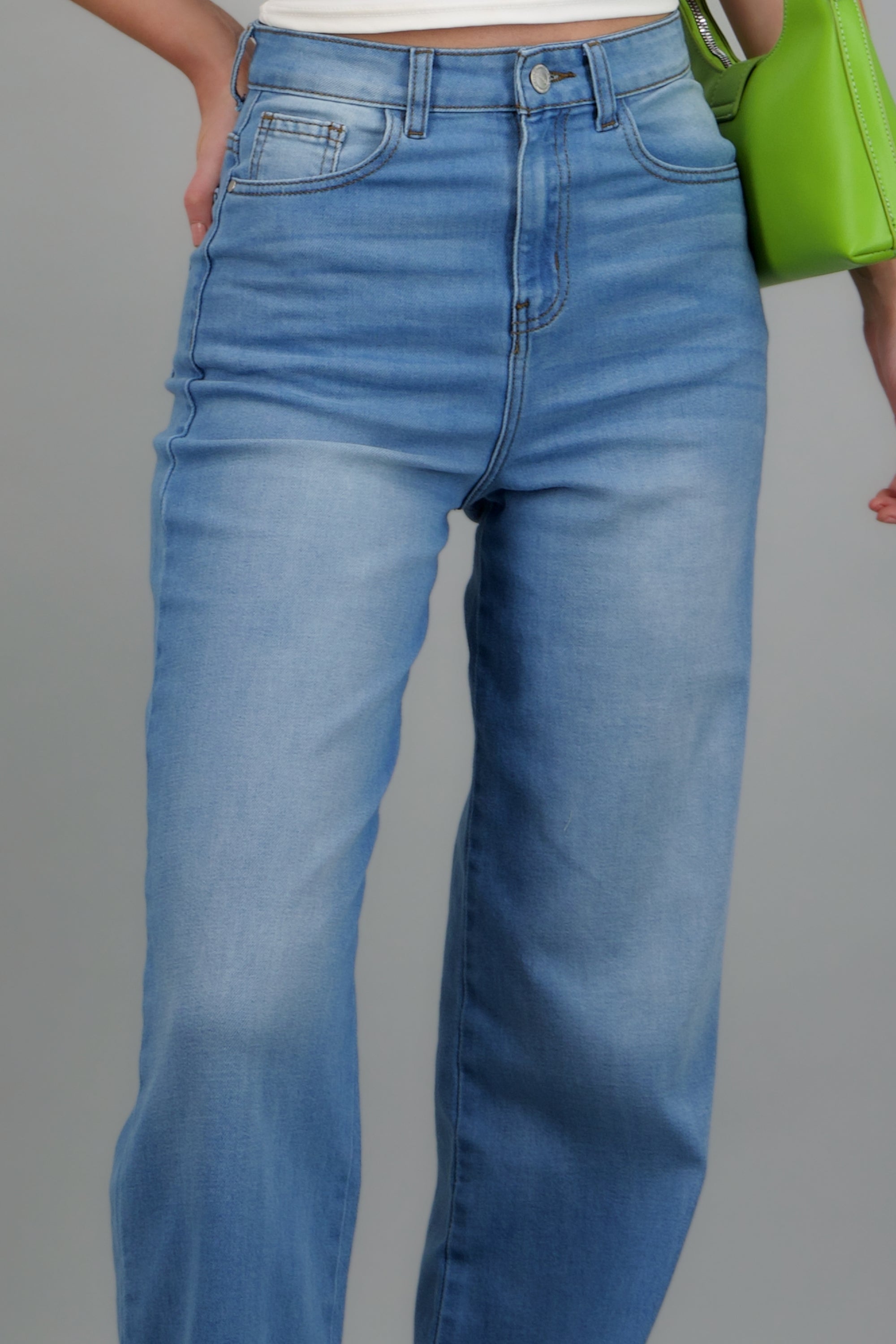 Jeans wide leg desgaste BLEACHED