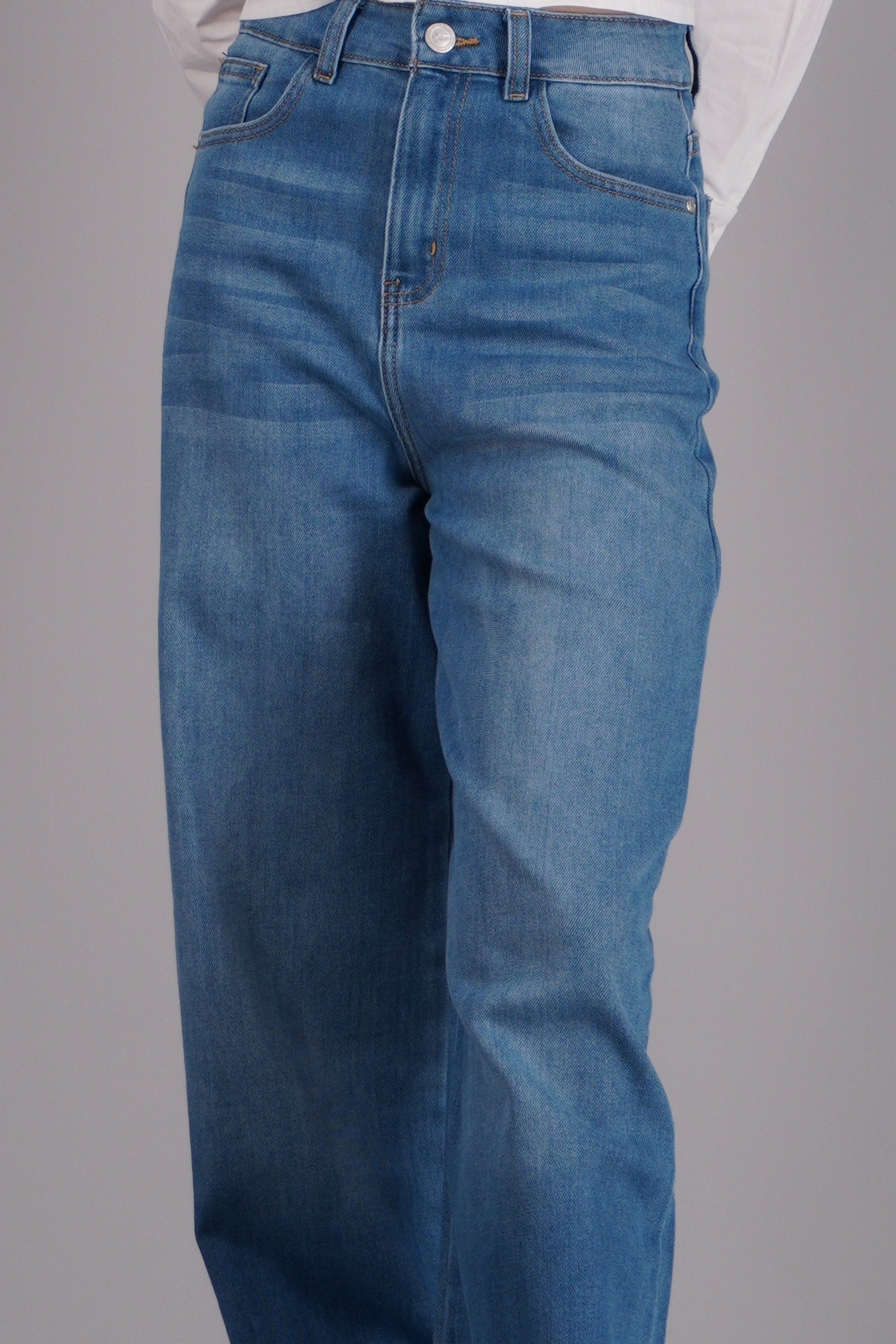 Jeans wide leg desgaste MEDIUM WASH