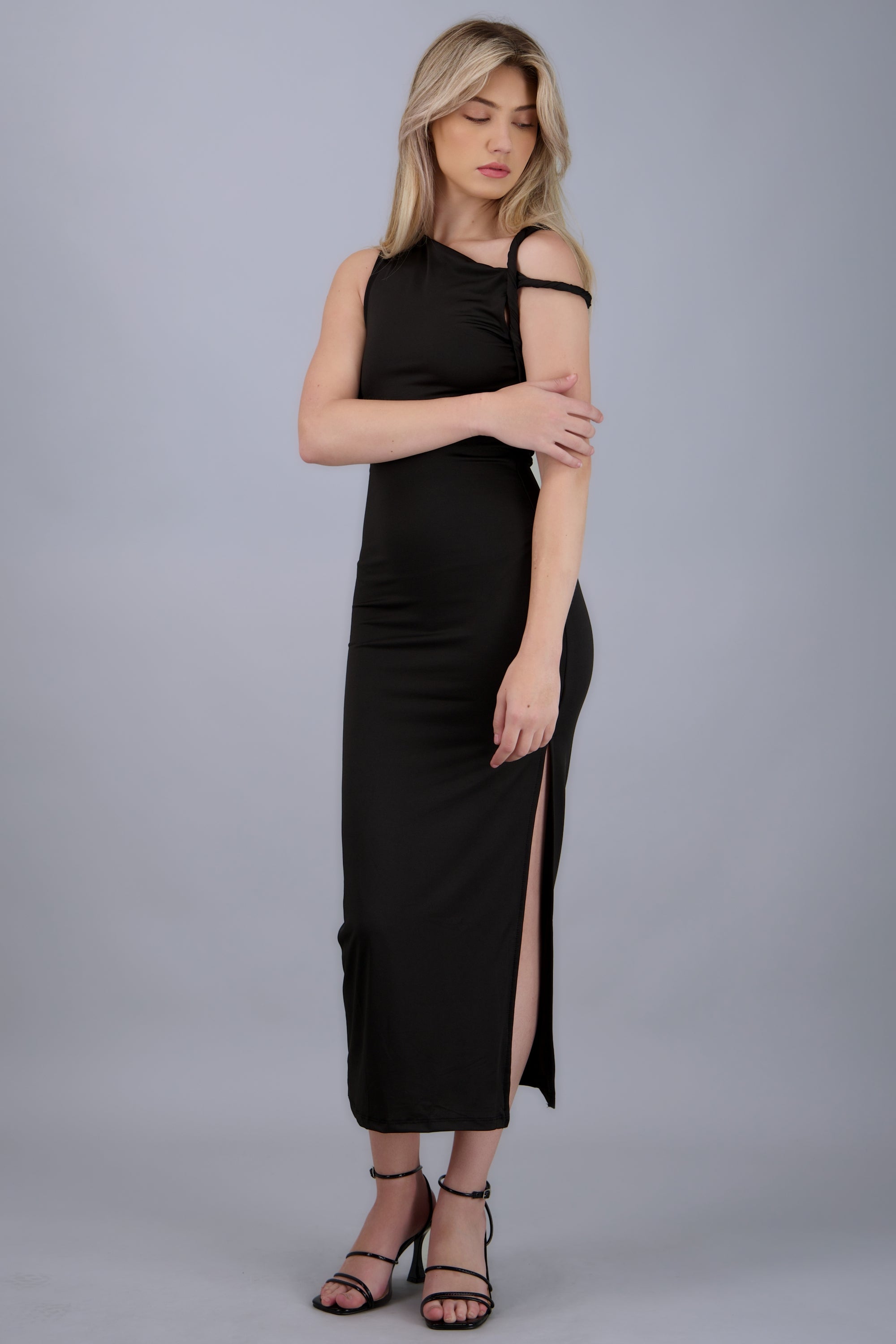 Vestido bodycon asimetrico NEGRO