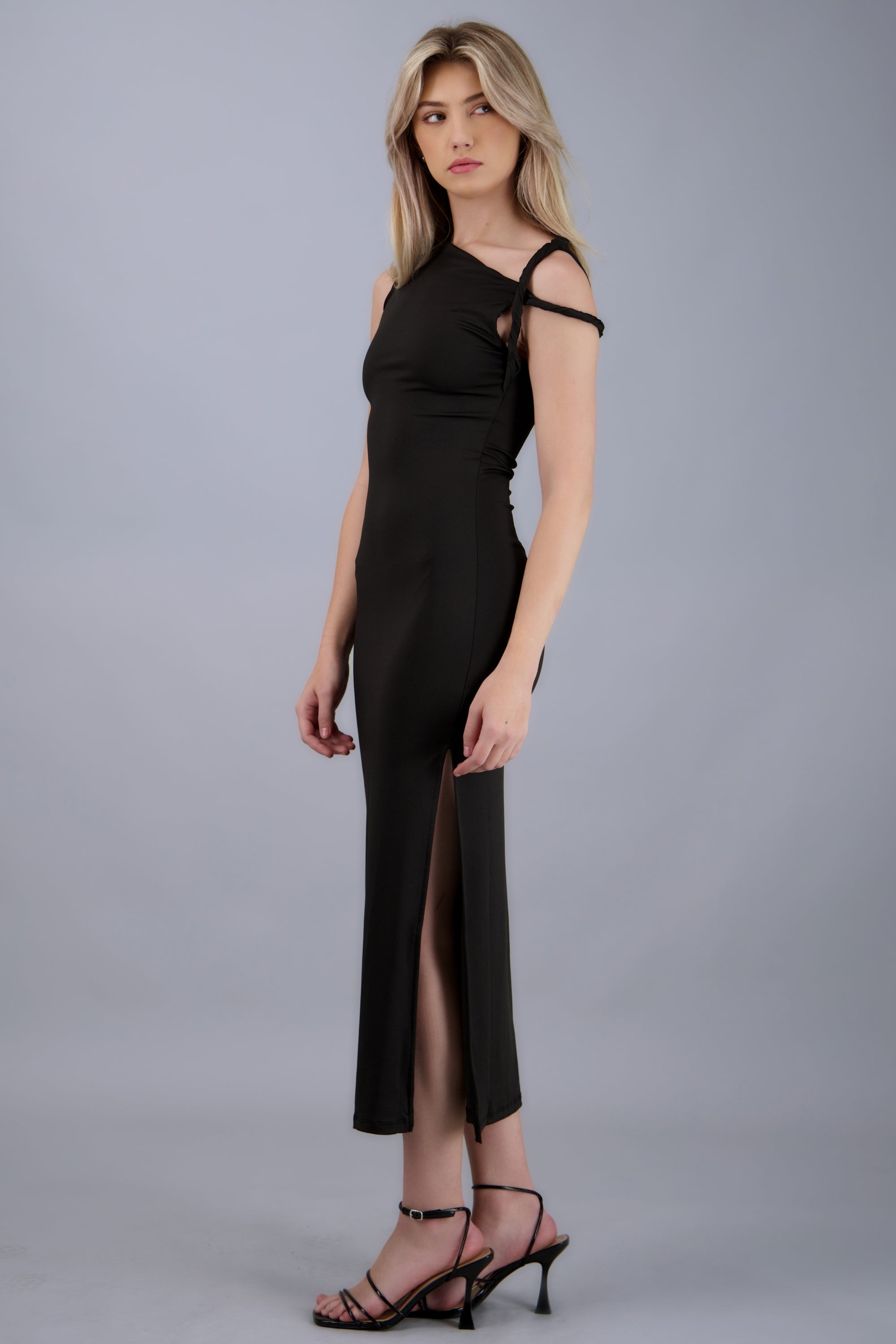 Vestido bodycon asimetrico NEGRO
