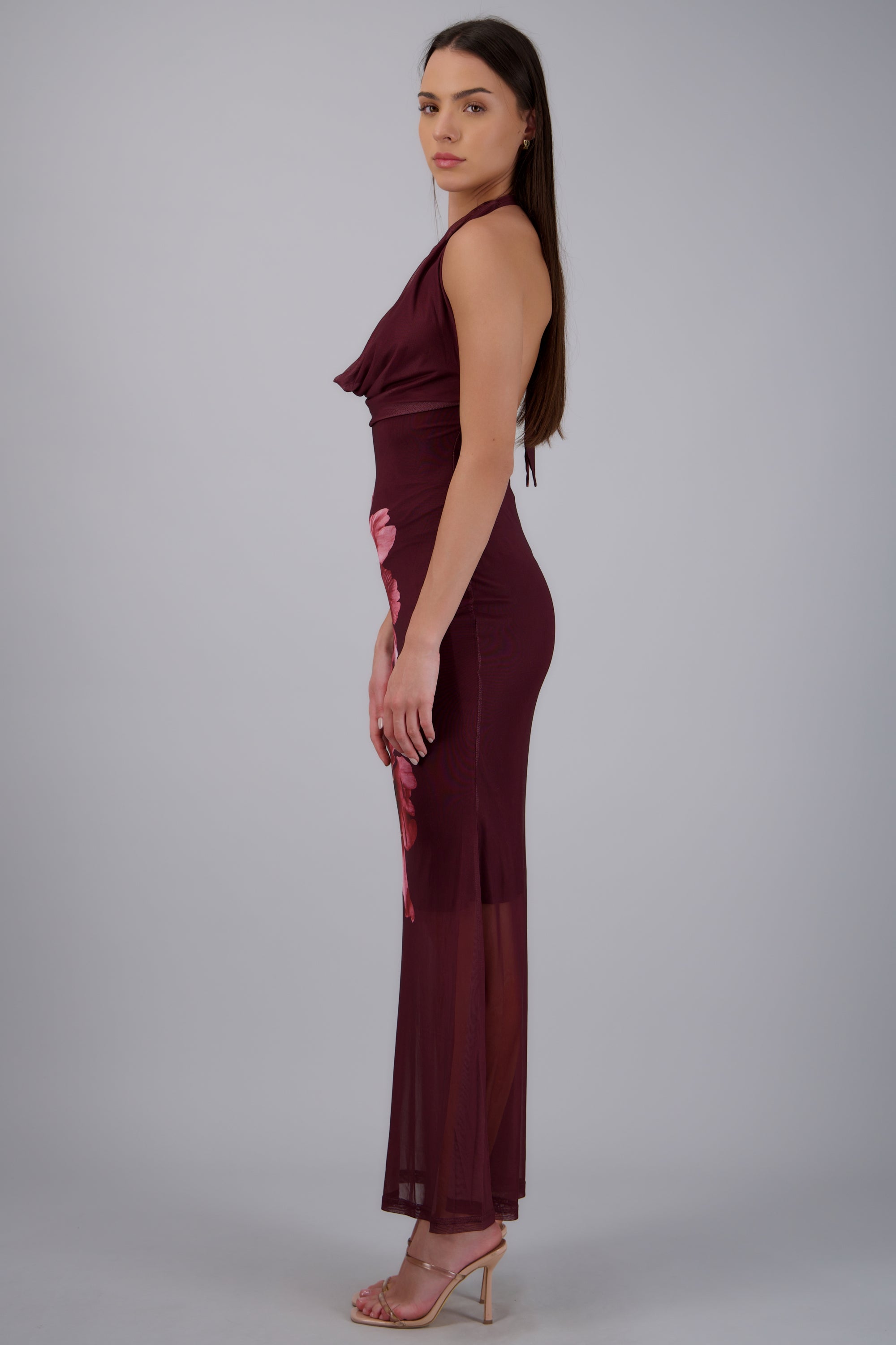 Vestido maxi halter mesh estampado flores VINO COMBO