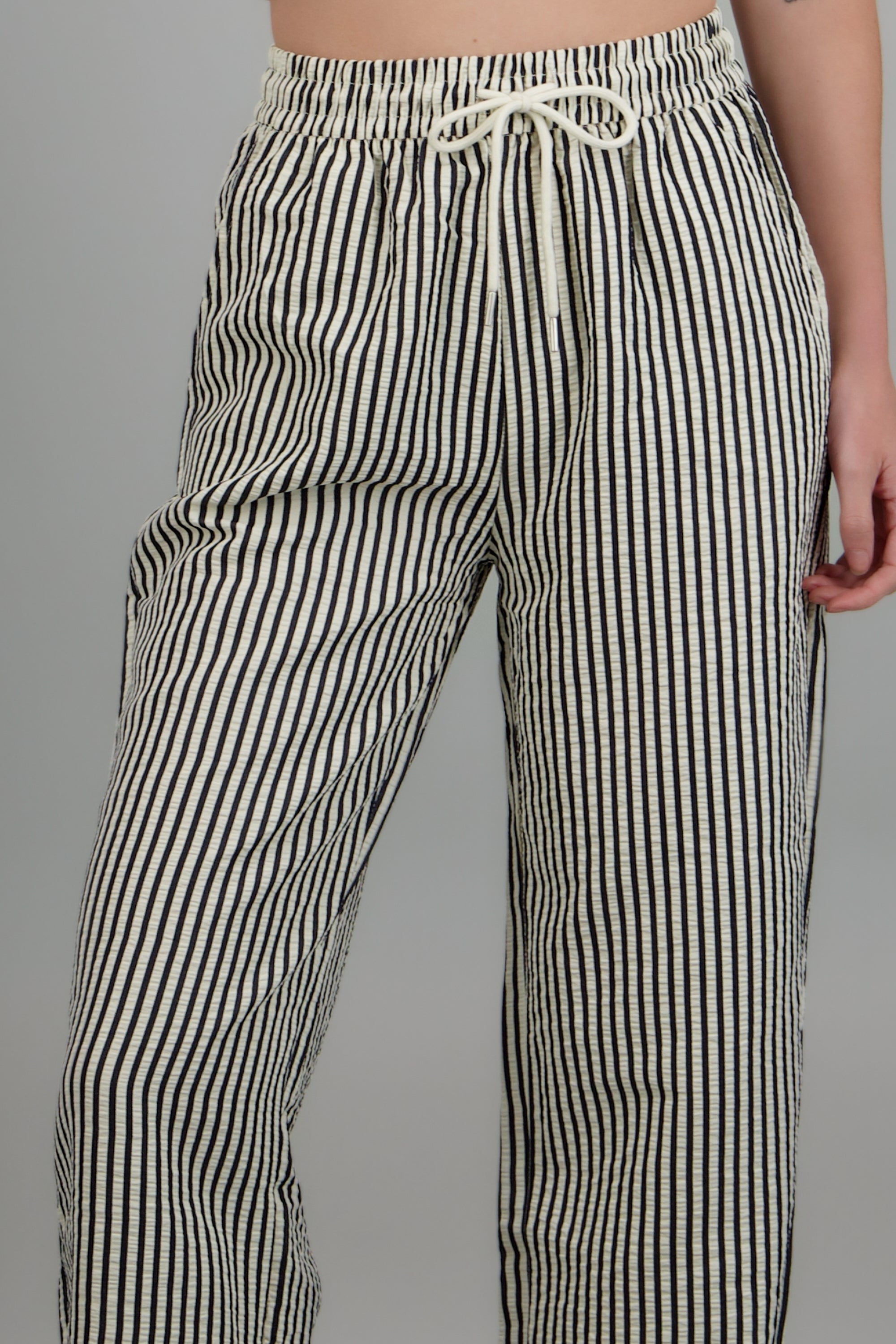 Pantalon rayas con jareta NEGRO COMBO