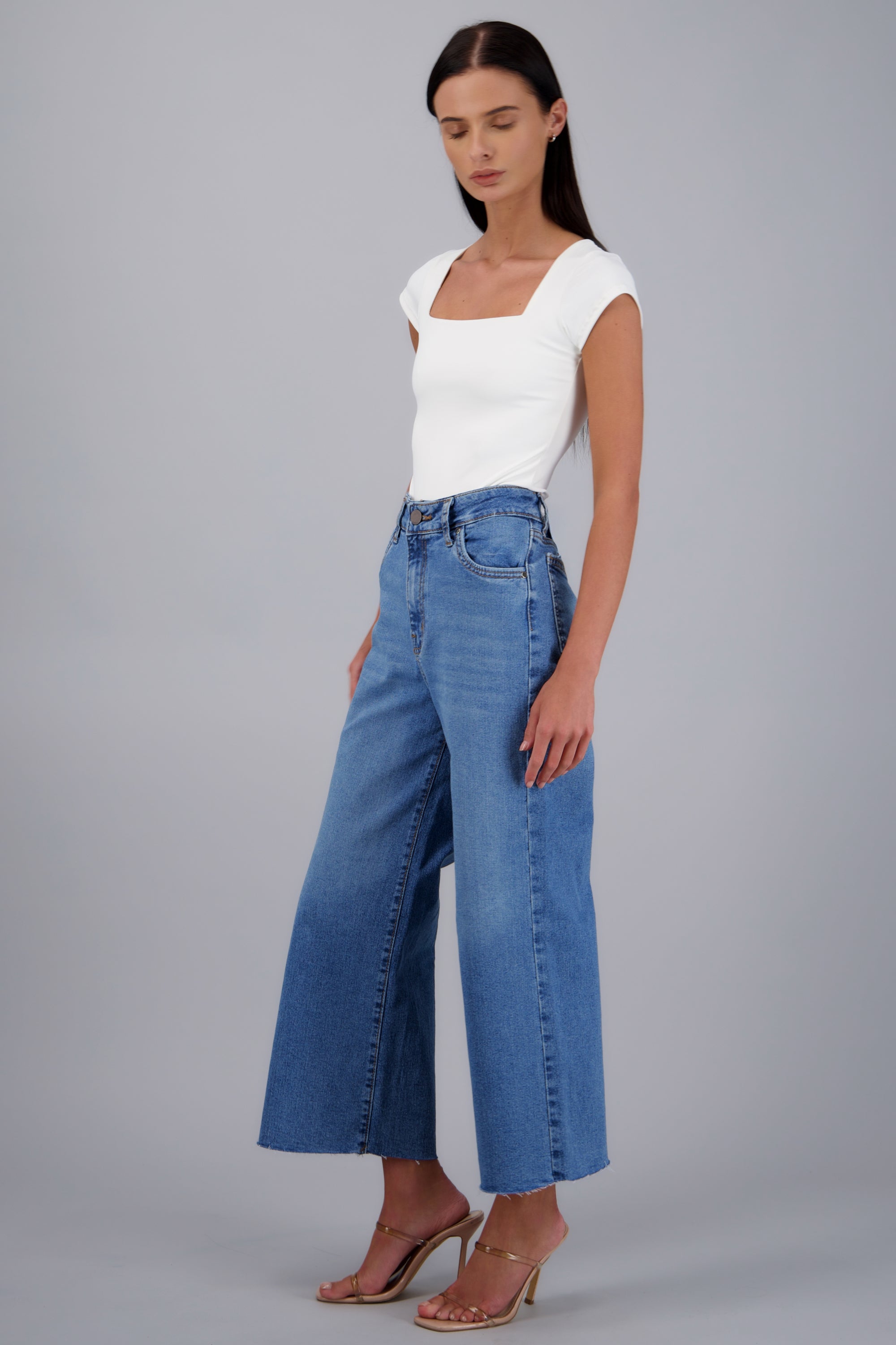 Jeans culotte al corte LIGHT WASH