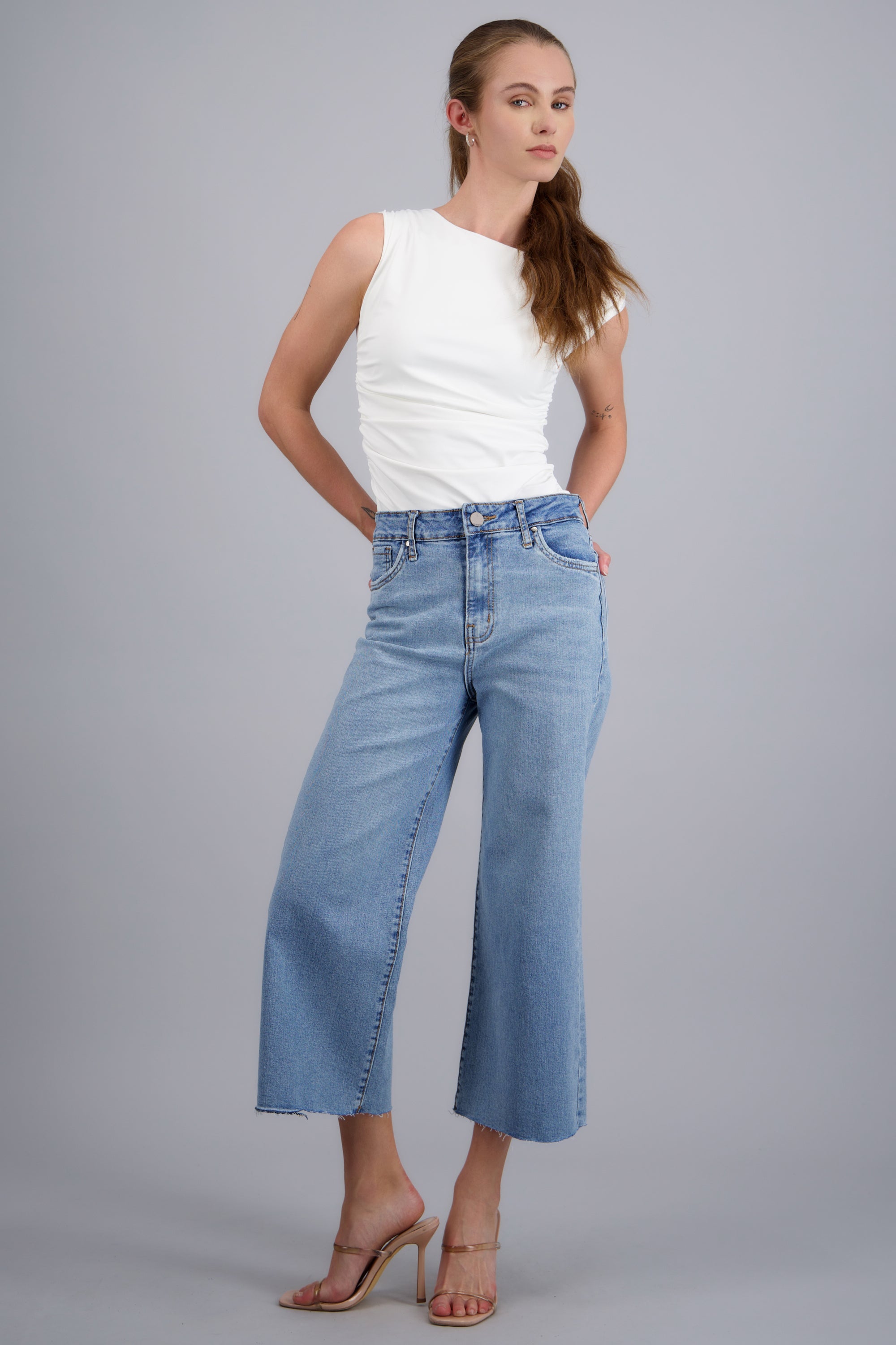 Jeans culotte al corte BLEACHED