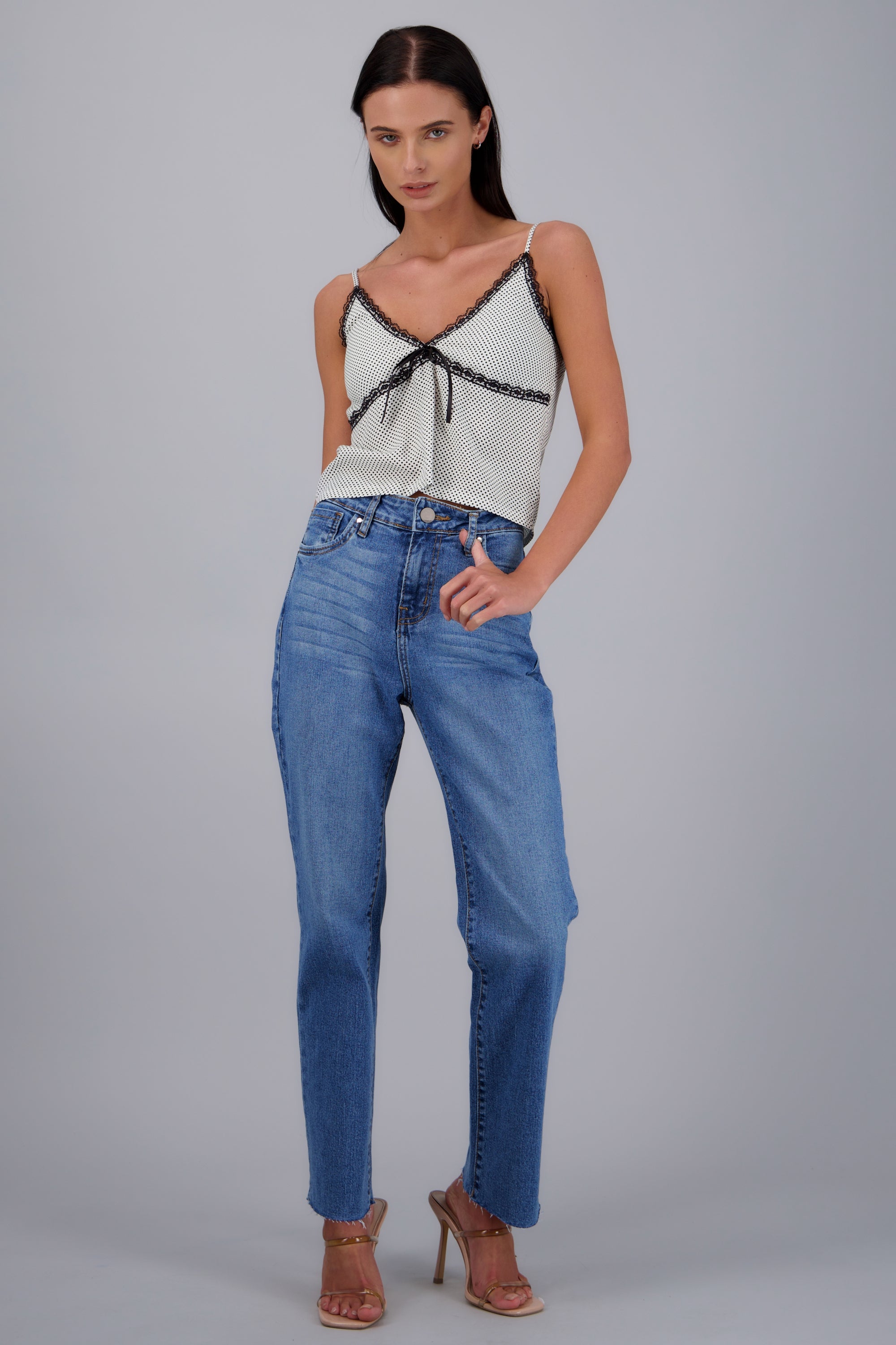 Jeans straight al corte LIGHT WASH