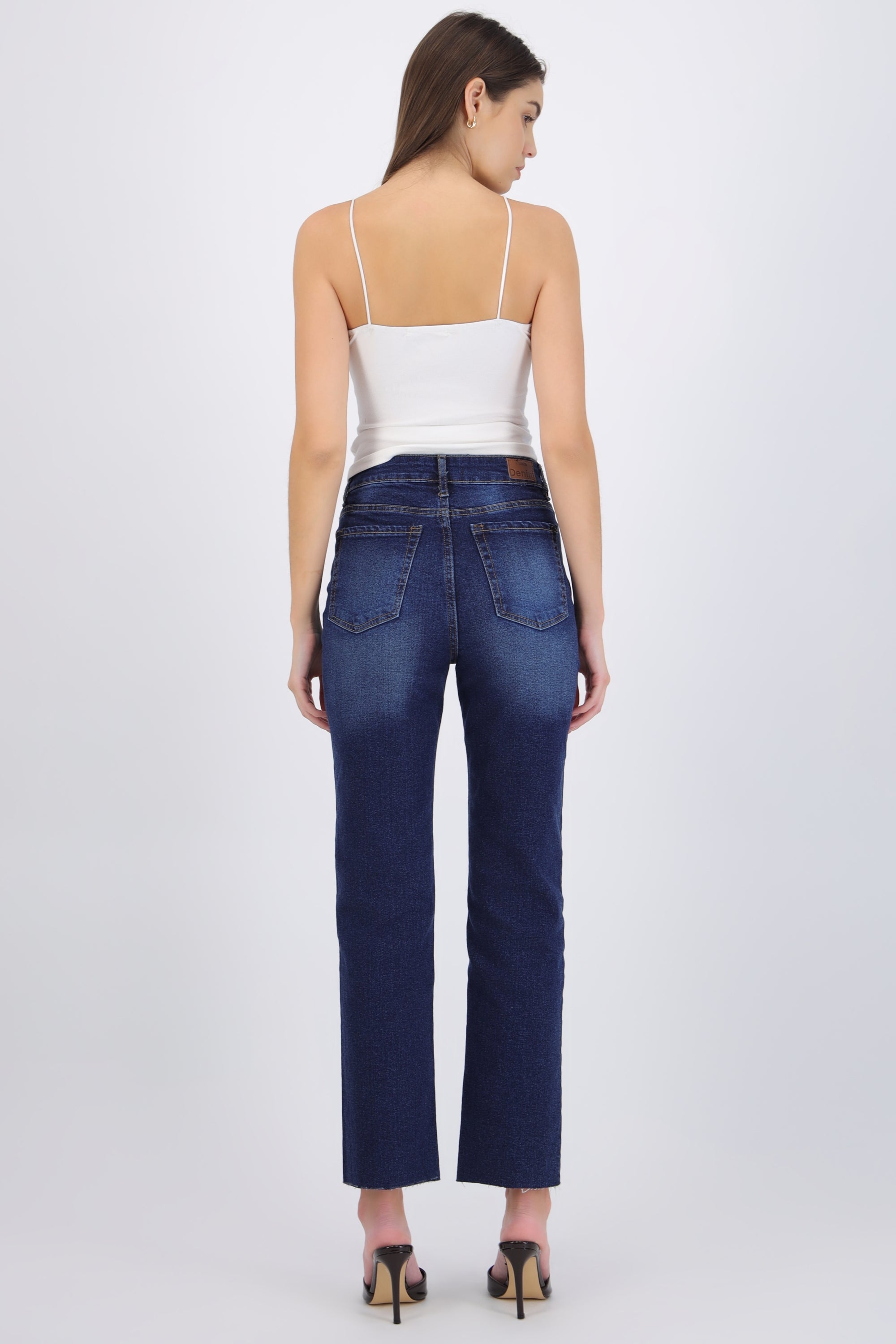 Jeans straight al corte