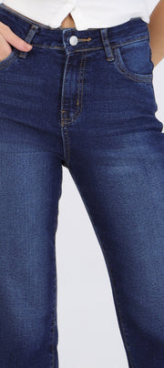 Jeans straight al corte