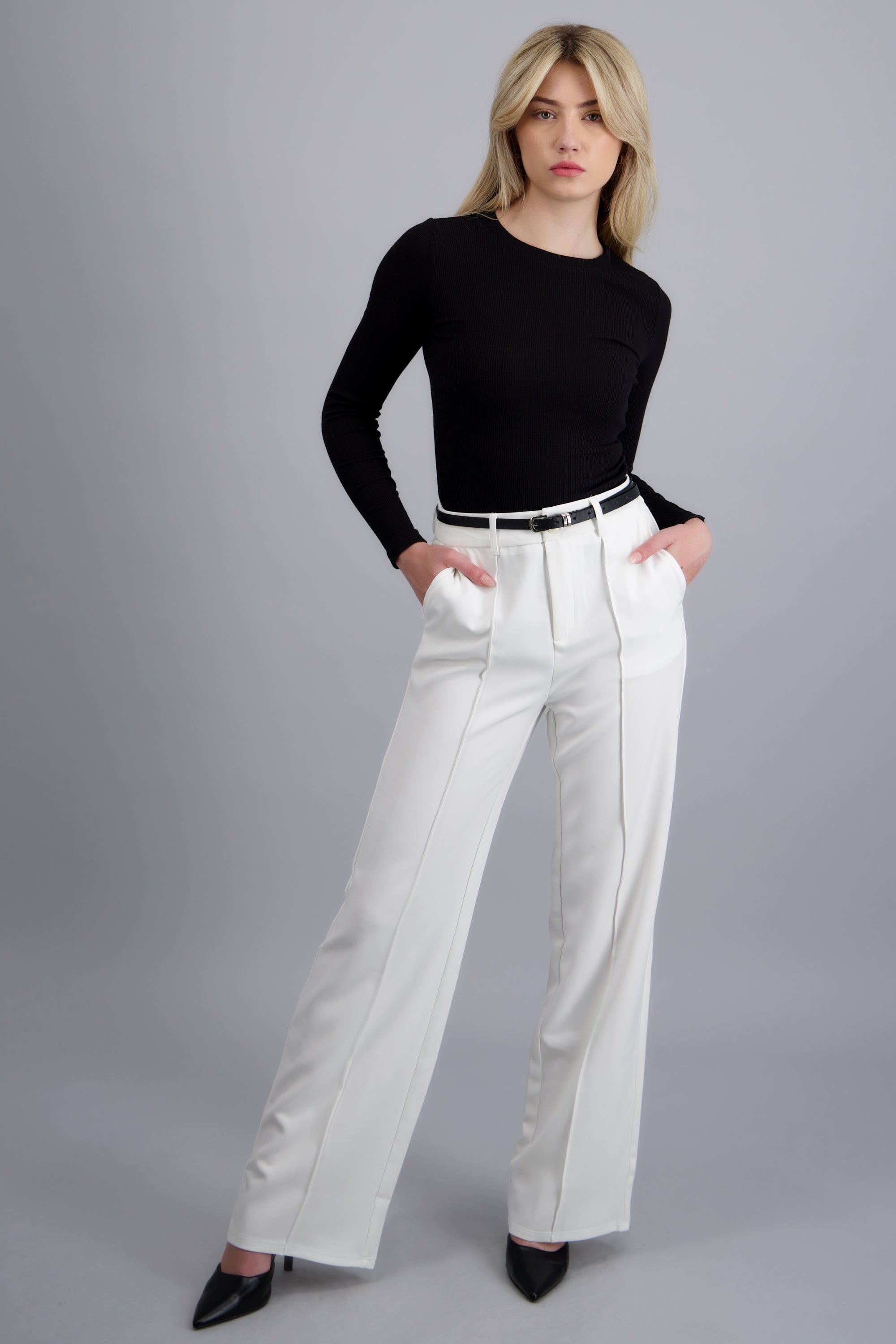 Pantalon recto con cinturon BLANCO