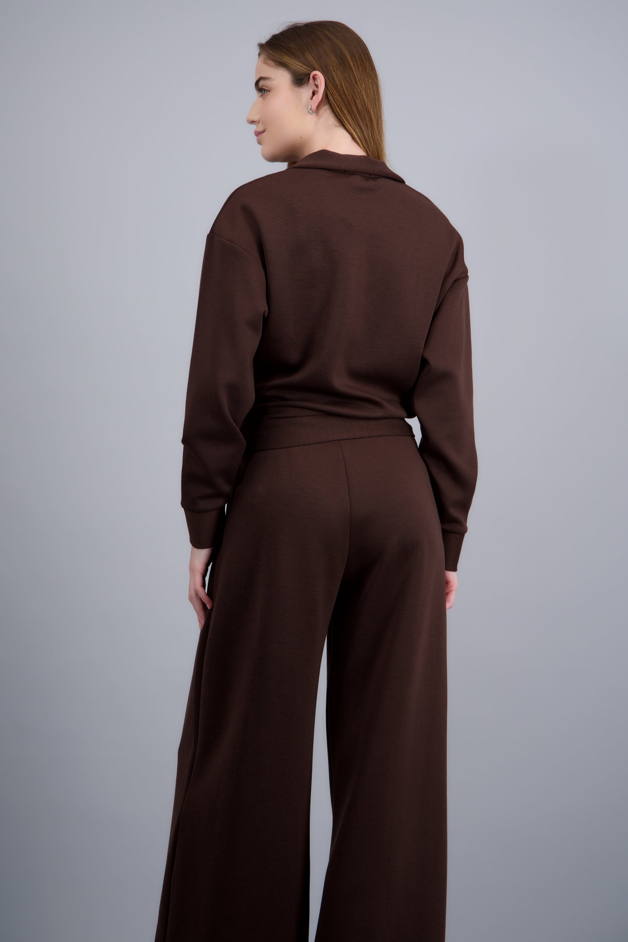 Sudadera ligera tacto suave CHOCOLATE