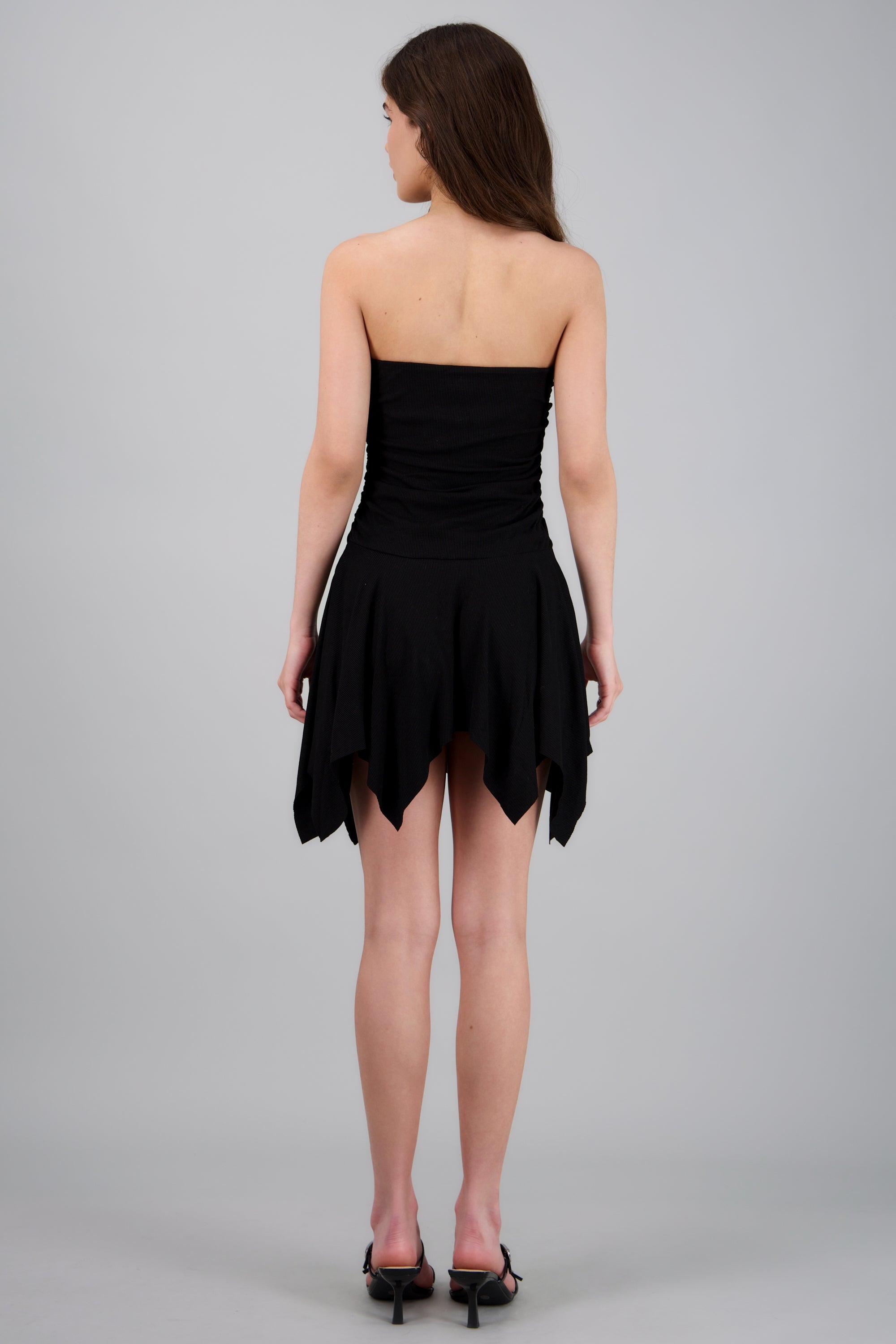 Vestido strapples detalle escote NEGRO