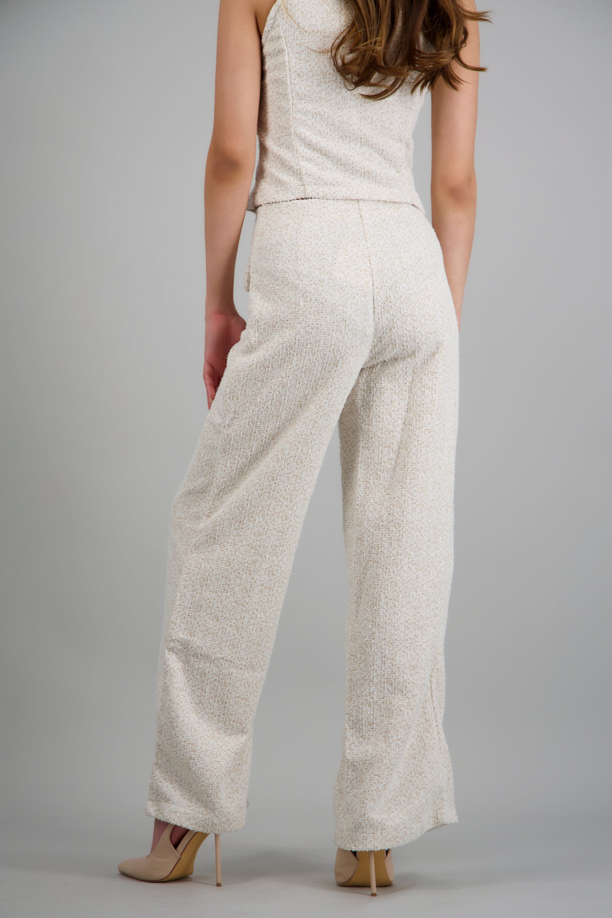 Pantalon amplio detalle botones HUESO COMBO
