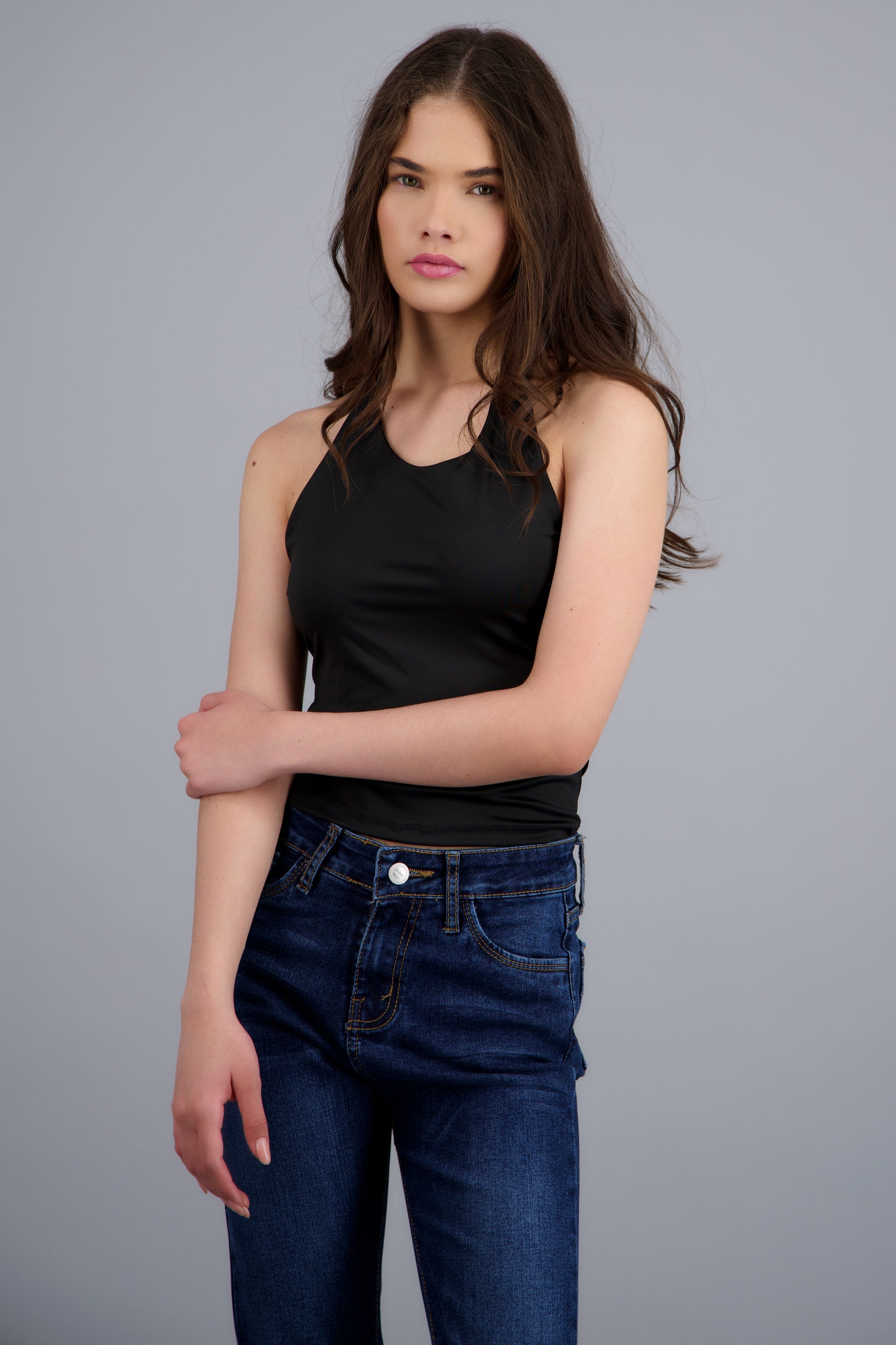 Top halter escote redondo NEGRO