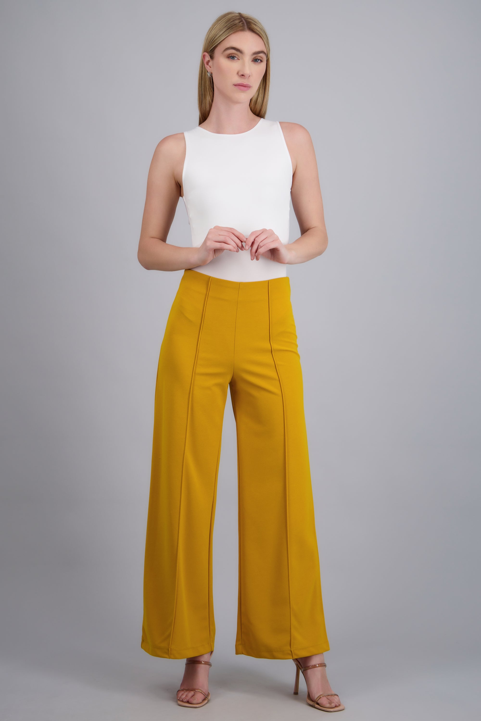 Pantalo amplio costura frontal MOSTAZA
