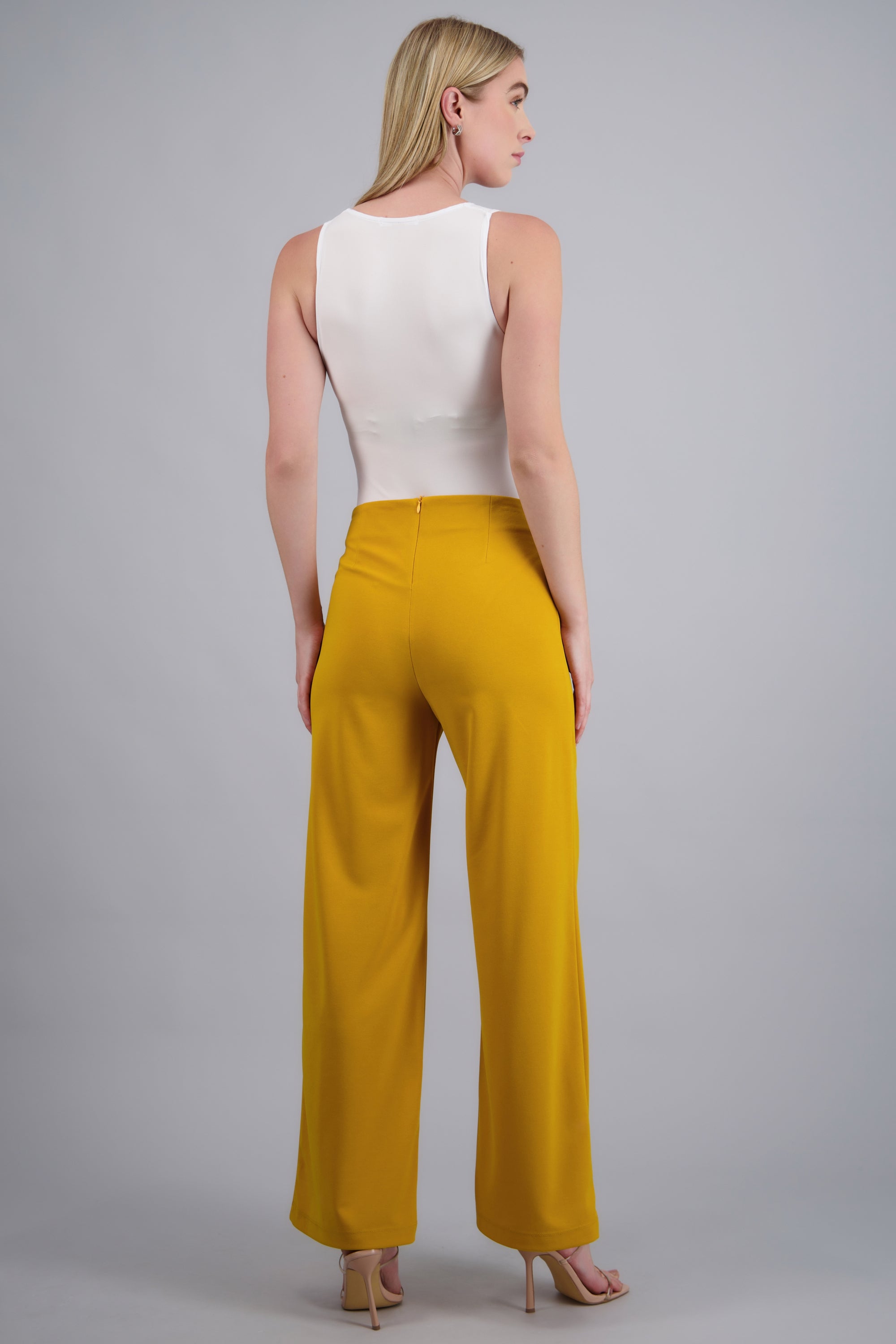 Pantalo amplio costura frontal MOSTAZA