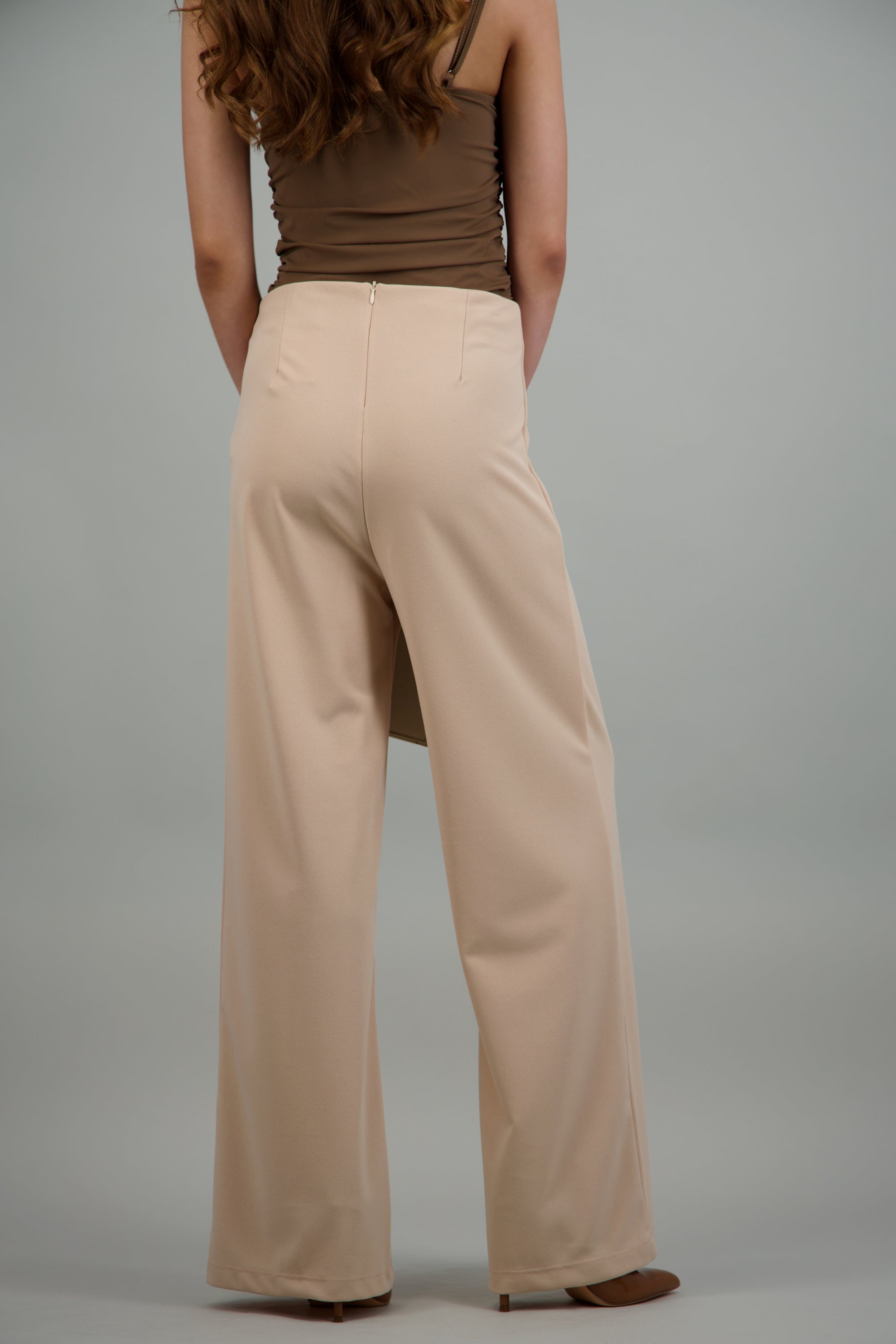 Pantalo amplio costura frontal BEIGE