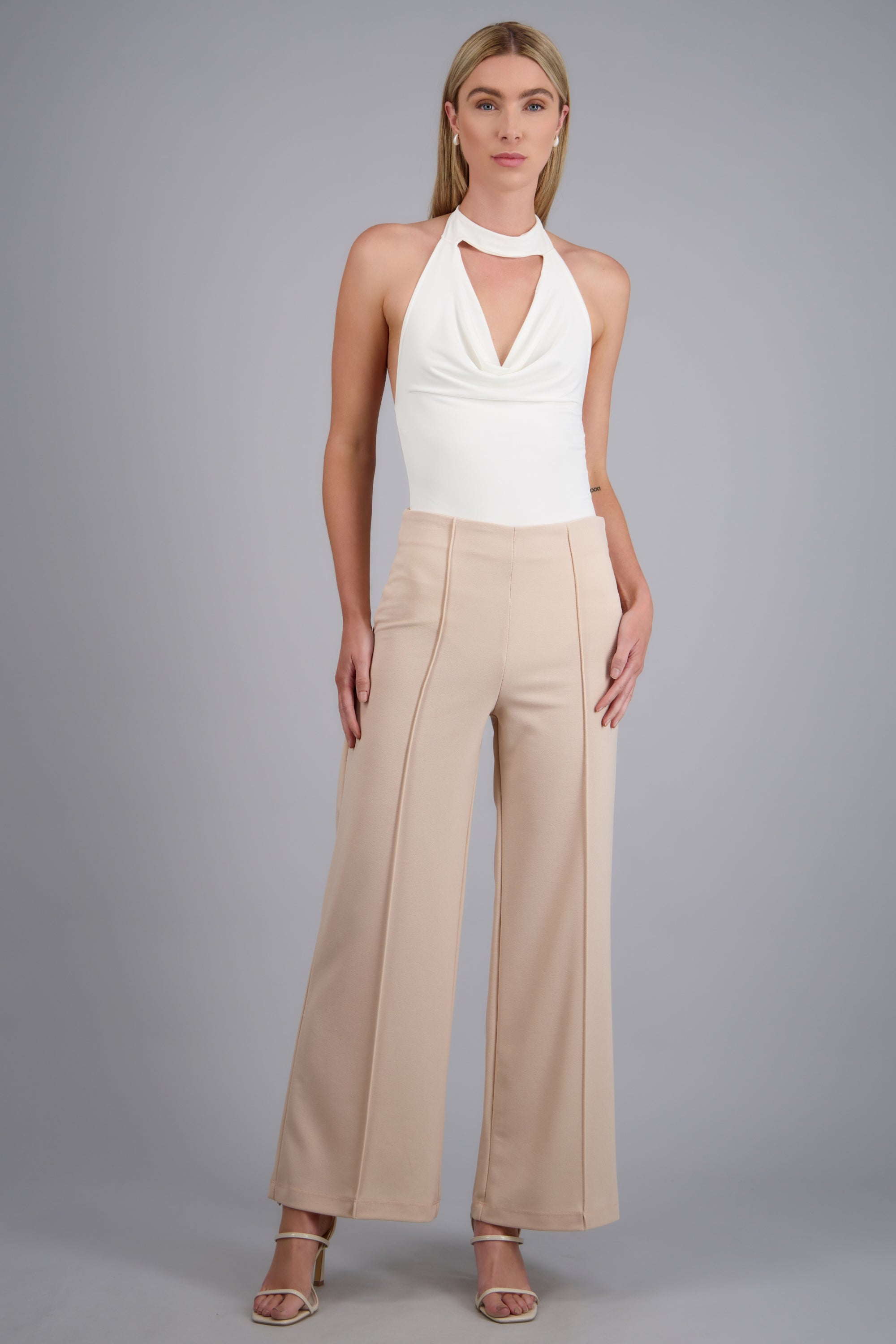 Pantalo amplio costura frontal ARENA