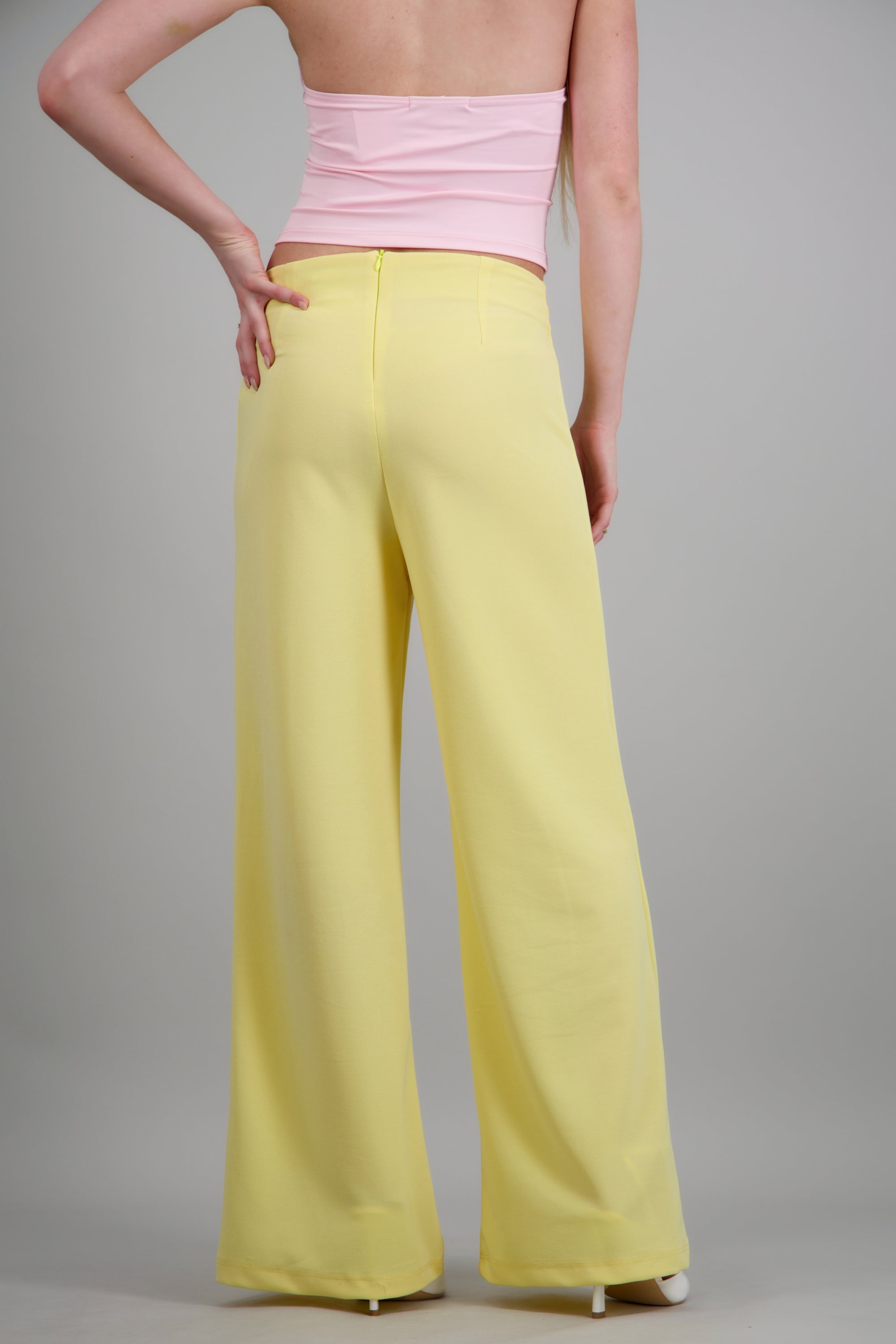 Pantalo amplio costura frontal AMARILLO PASTEL
