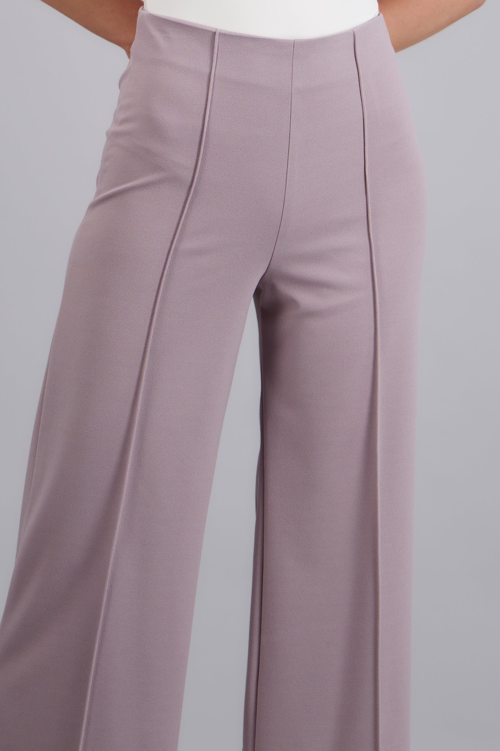 Pantalo amplio costura frontal LILA