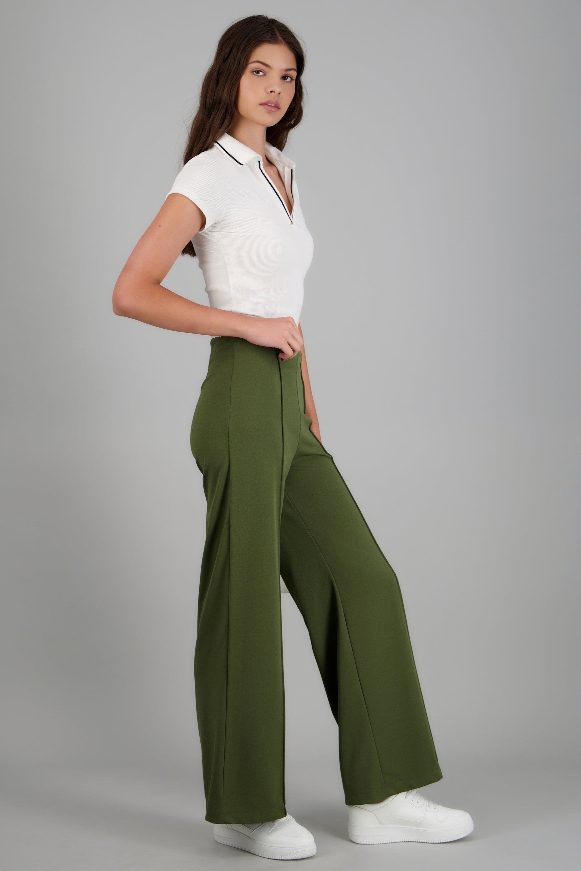 Pantalo amplio costura frontal OLIVO