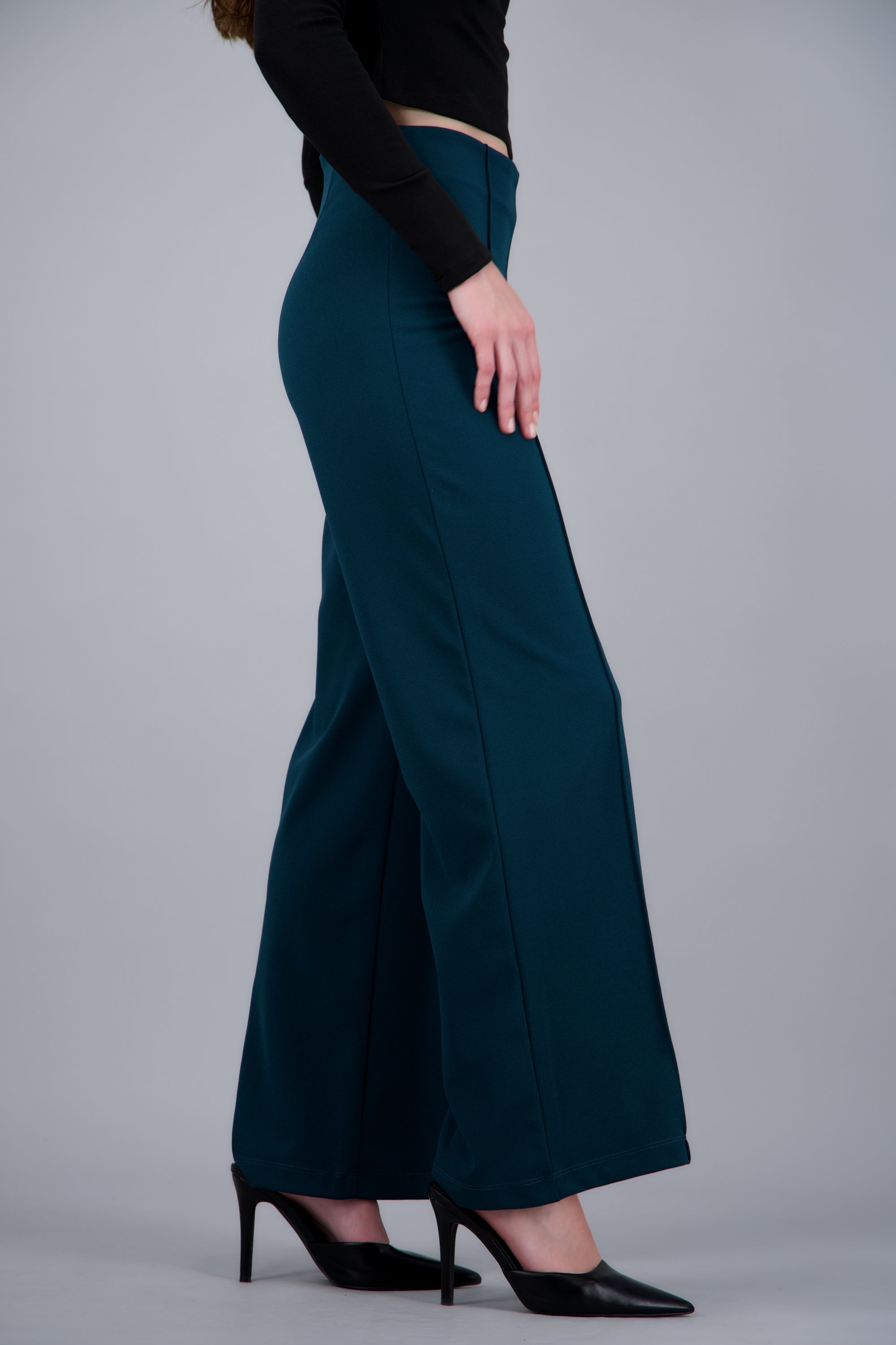Pantalo amplio costura frontal JADE