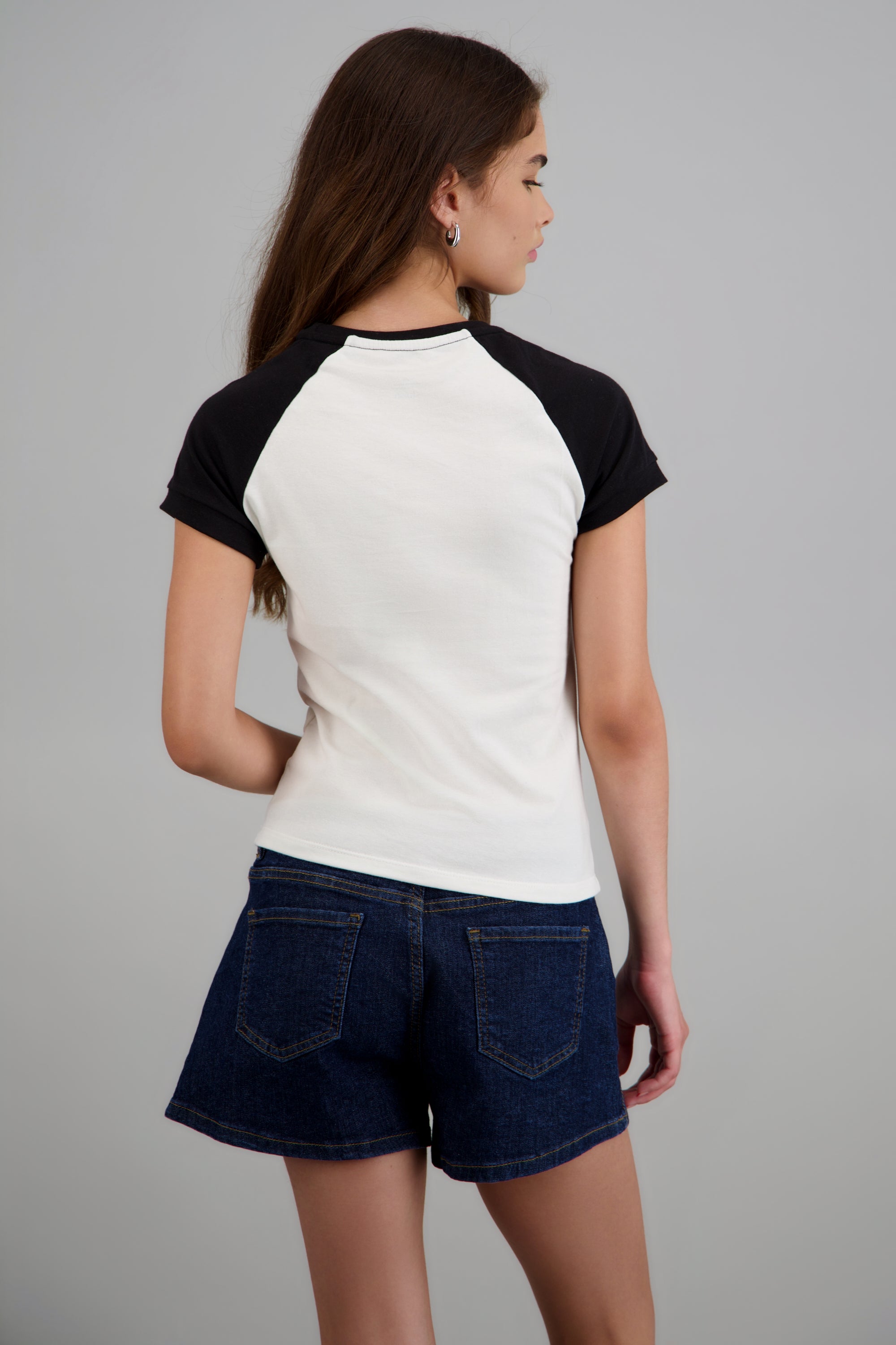 Crop Snoopy manga corta Contrastes NEGRO