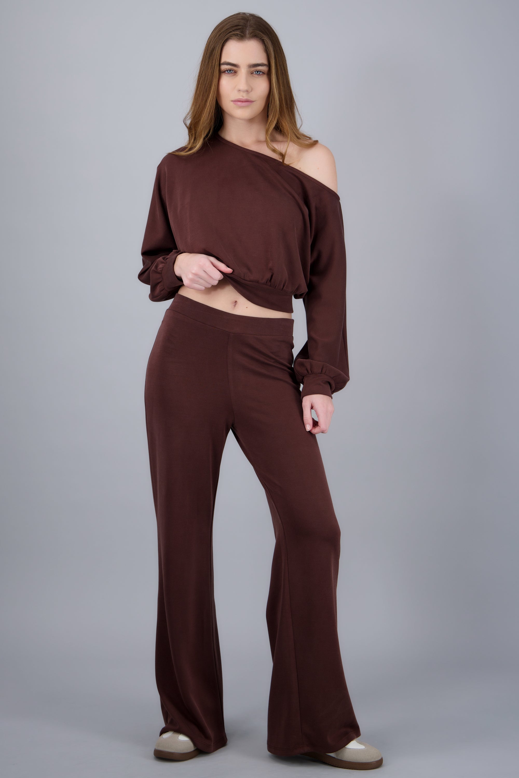 Pantalon liso flare CHOCOLATE