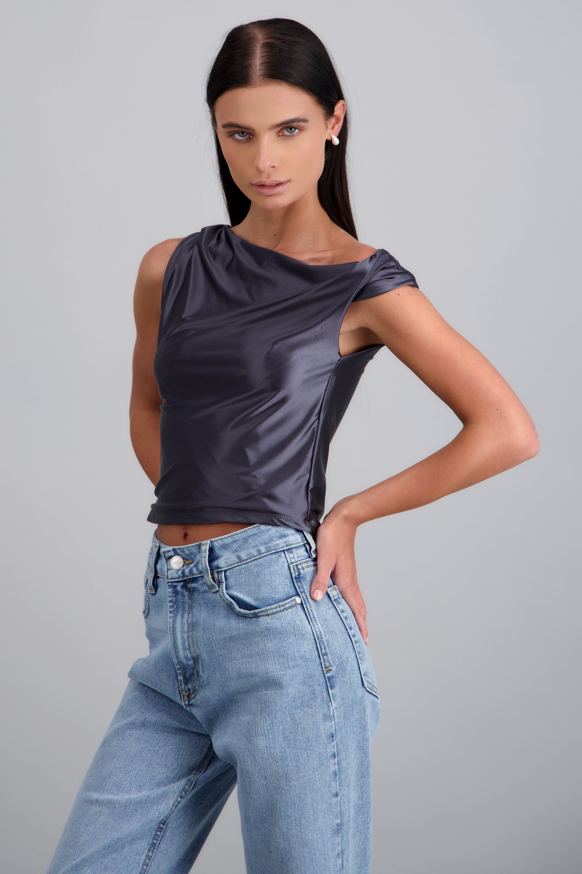 DARK GRAY